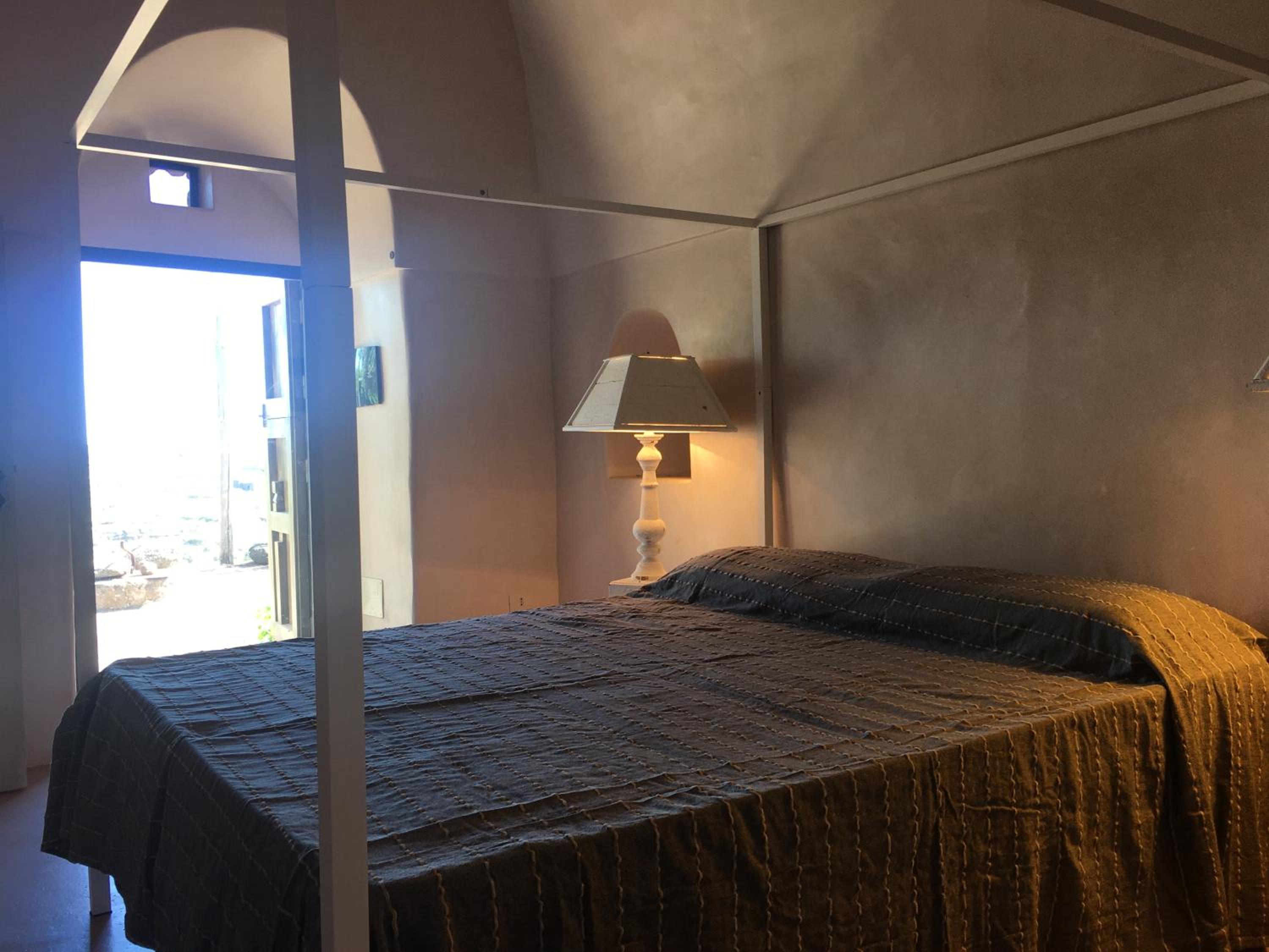 Dammusi IL SERRALH -Pantelleria-