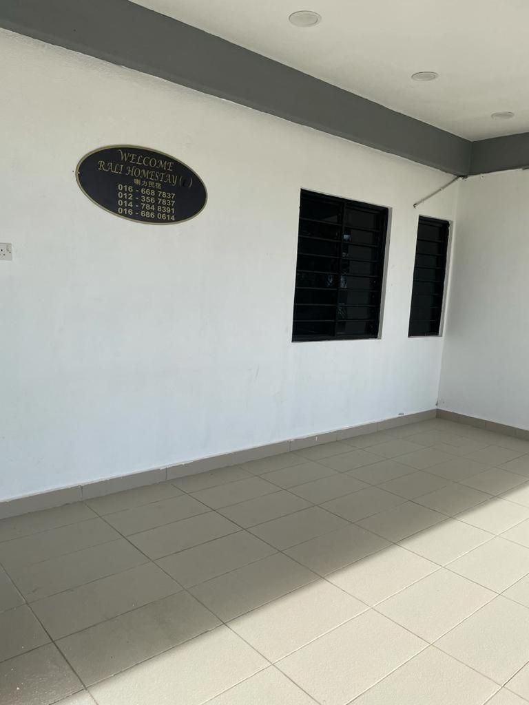 KaraOk System Private Swimming Pool - 16pax BBQ Steamboat E photo 4