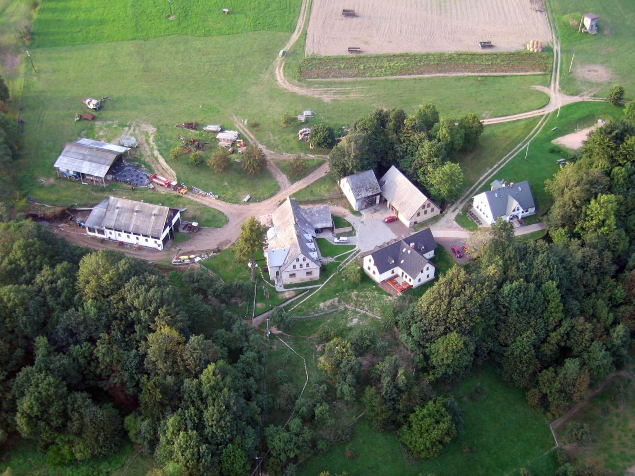 Selský dvůr 2