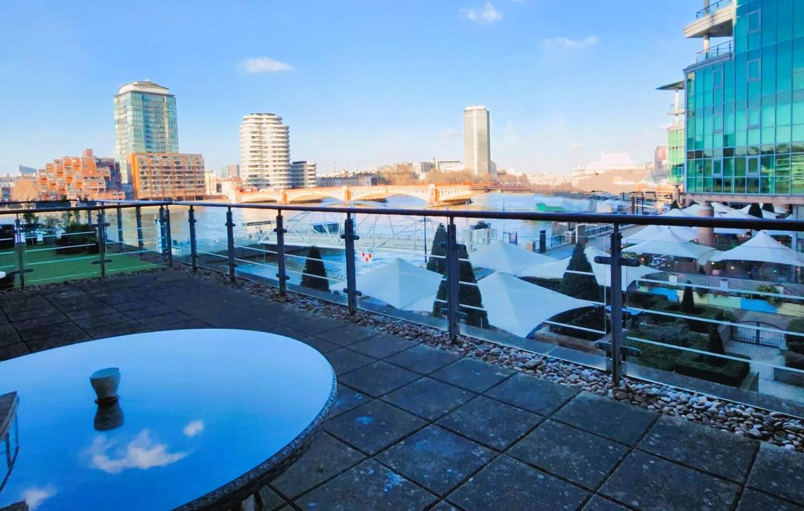 Central LONDON 2 Bedroom US EMBASSY London Eye and Riverside view panoramic balcony