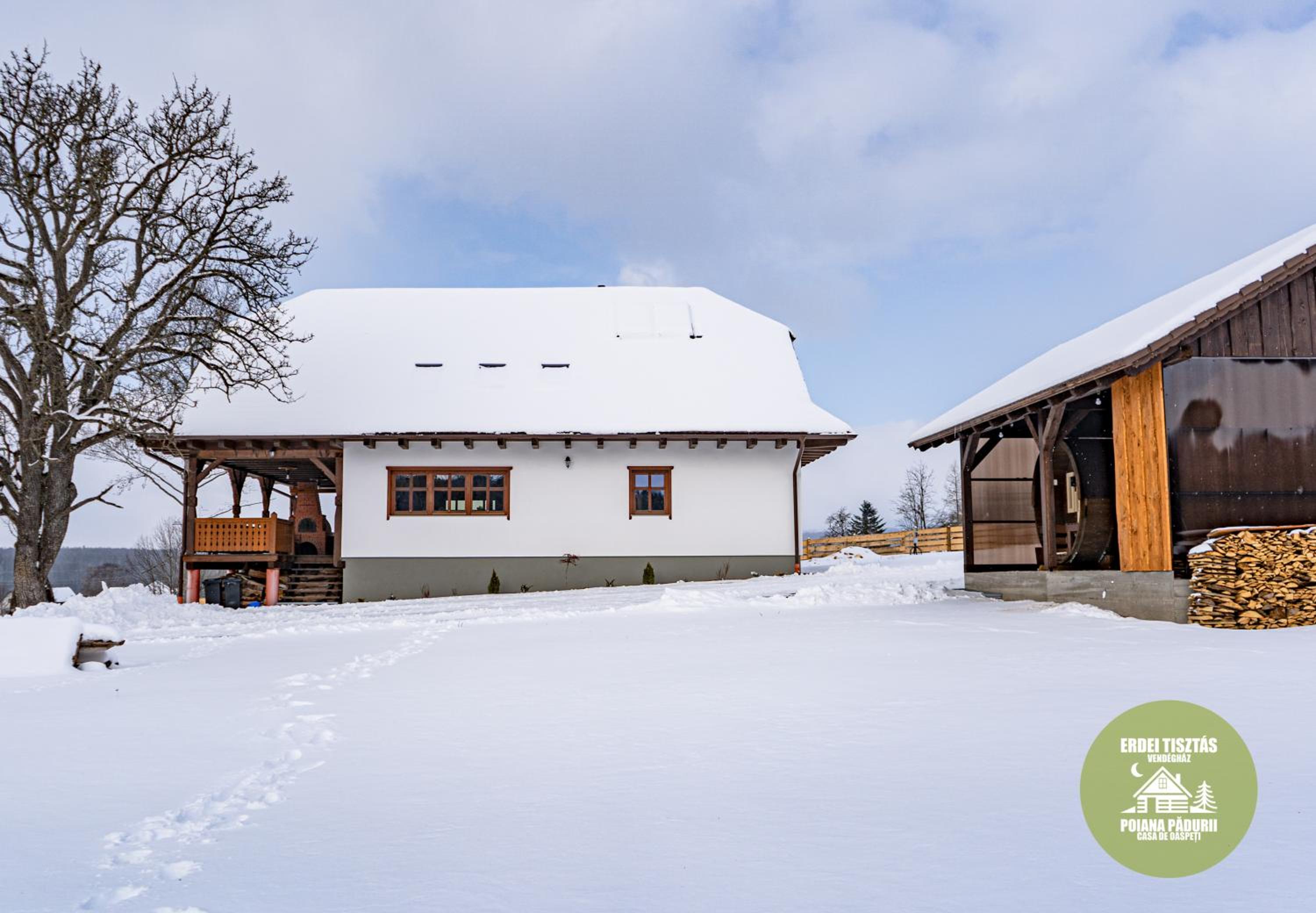 Poiana Pădurii Casa de Oaspeți