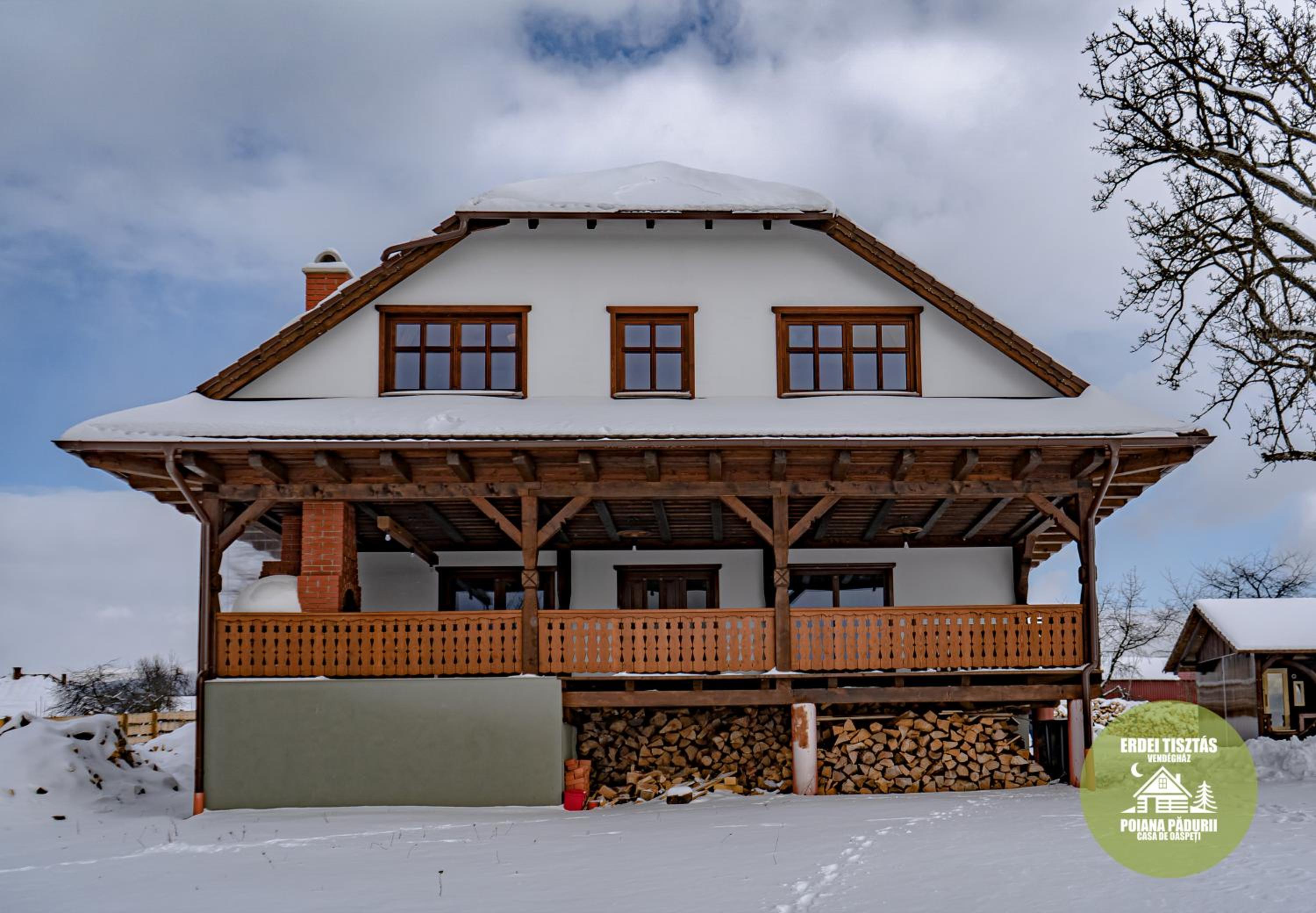 Poiana Pădurii Casa de Oaspeți