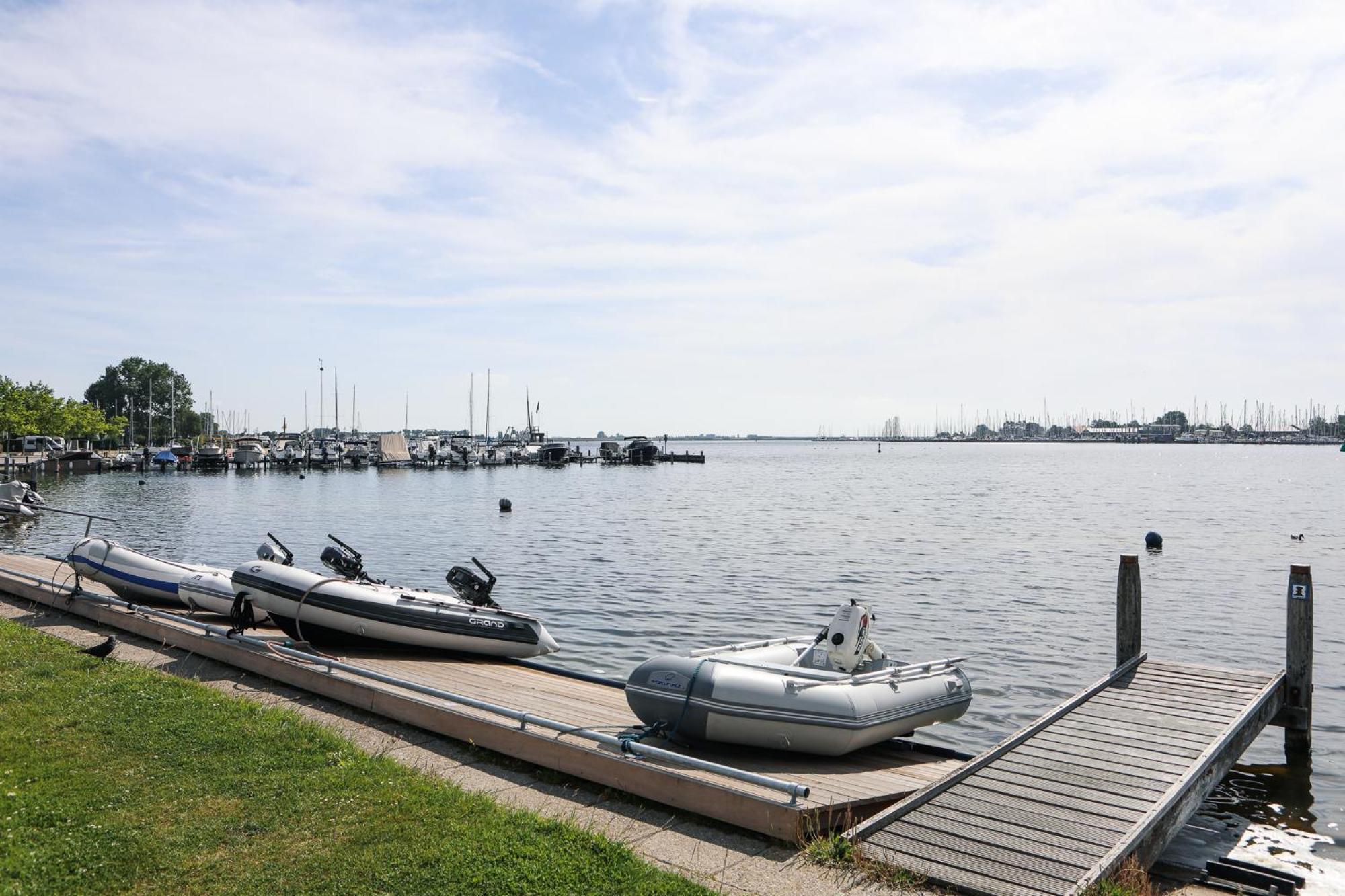 Chalet (4 persoons) op 5* camping de Paardekreek view 4