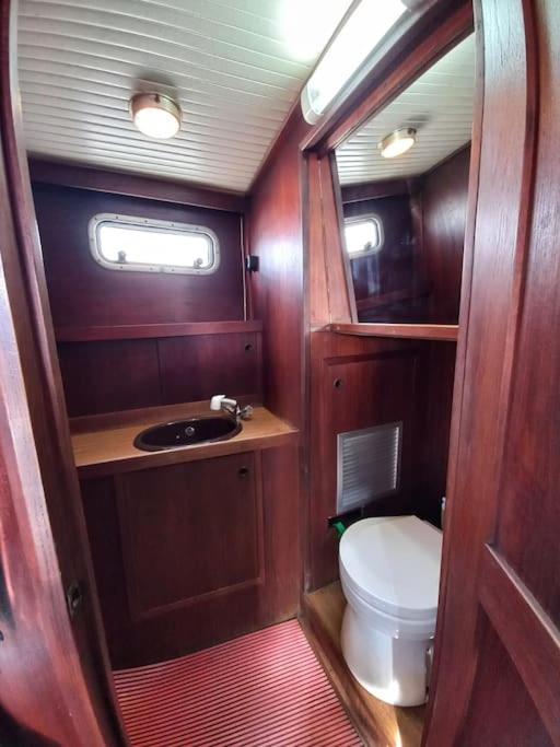 Excelente Velero Clásico en Valencia
