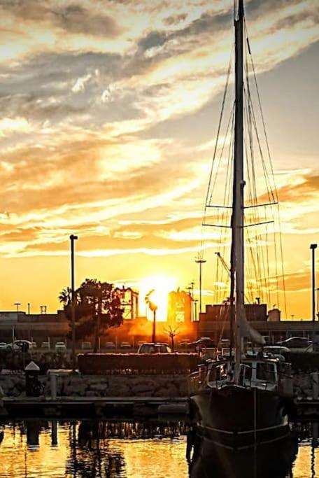 Excelente Velero Clásico en Valencia