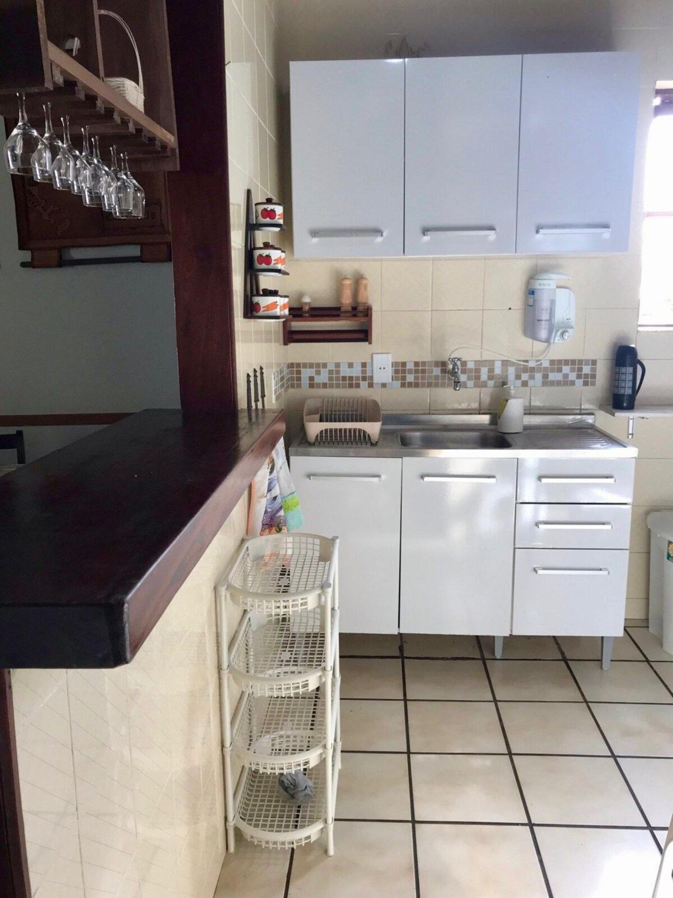 Duplex 450m da Praia do Peró, Roupa Cama e Banho, Wi-Fi, TV a Cabo, Estacionamento