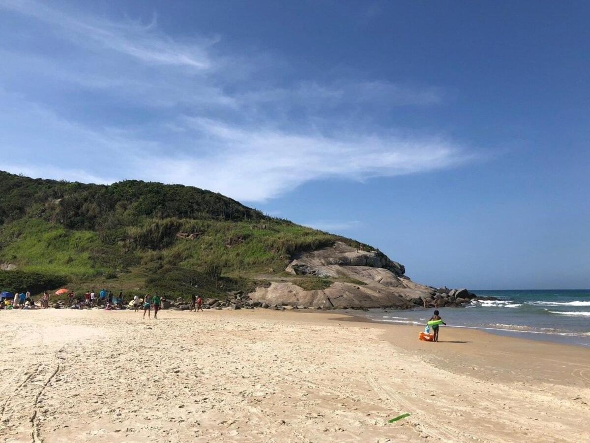 Duplex 450m da Praia do Peró, Roupa Cama e Banho, Wi-Fi, TV a Cabo, Estacionamento