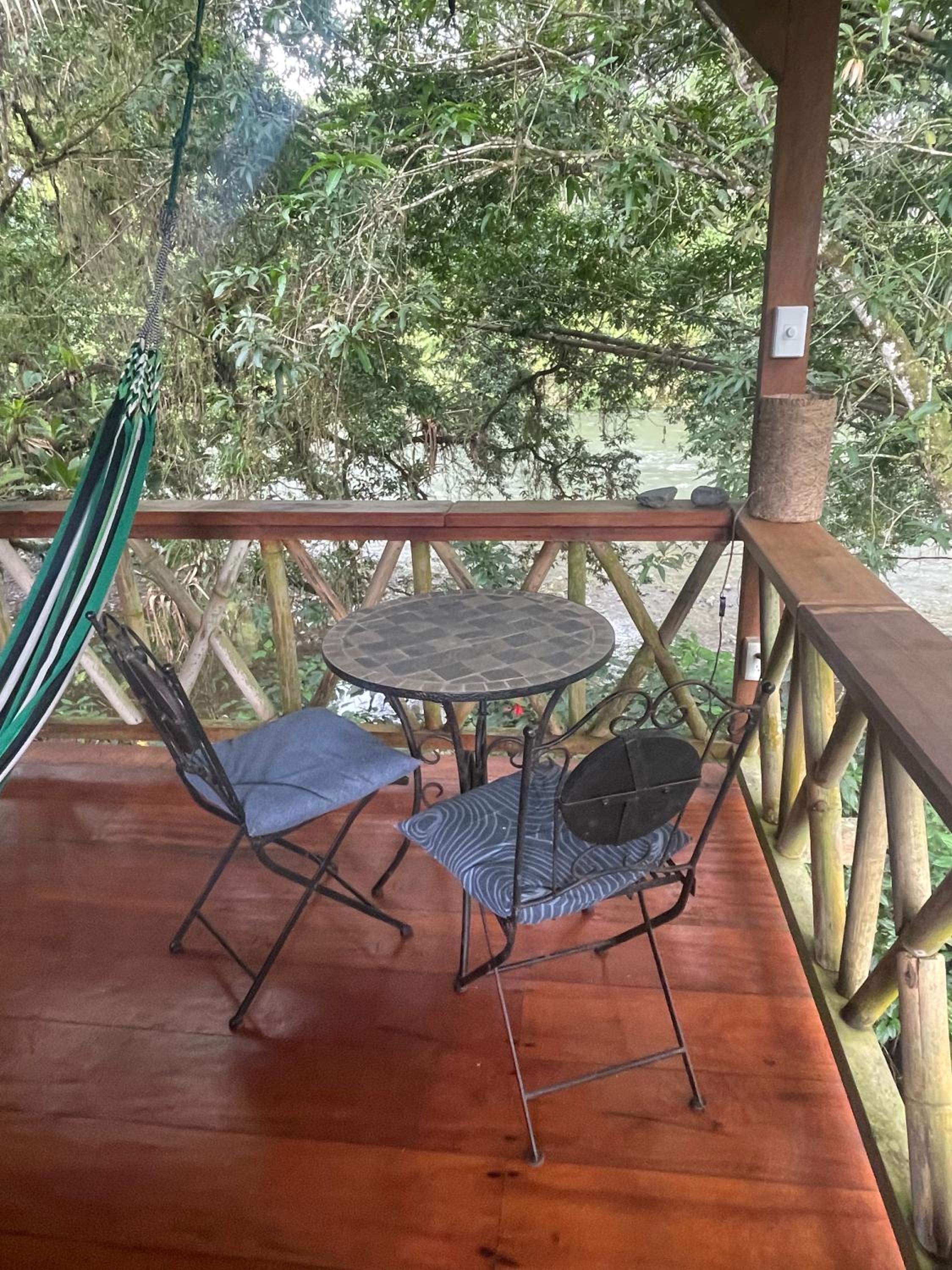 Caoni riverside Lodge