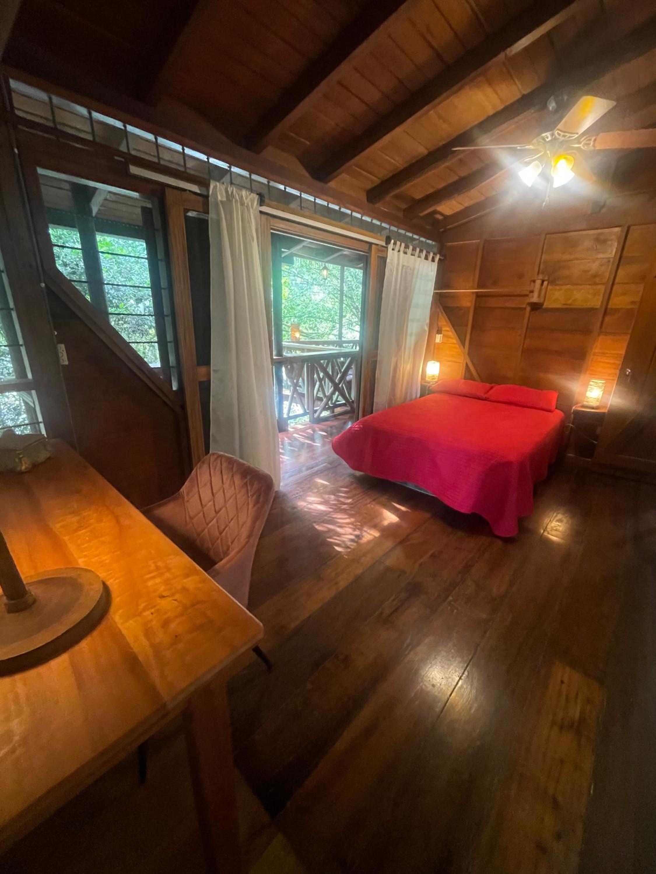 Caoni riverside Lodge