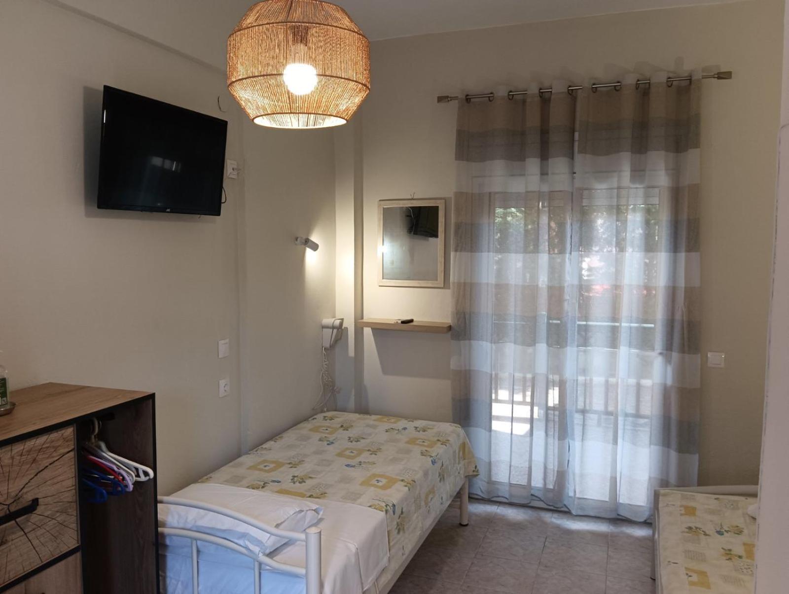 Photo 68