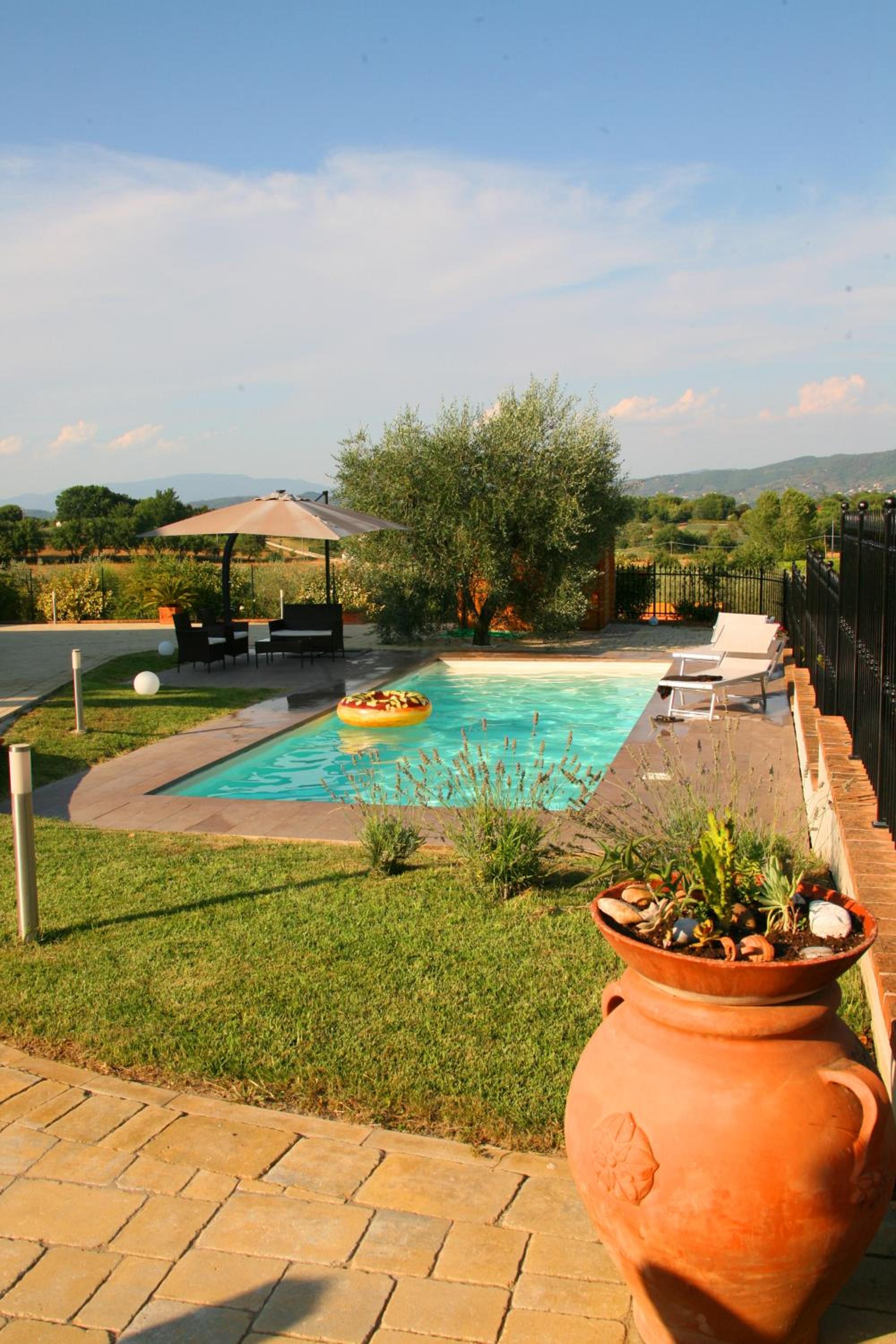 SUNNY HILL