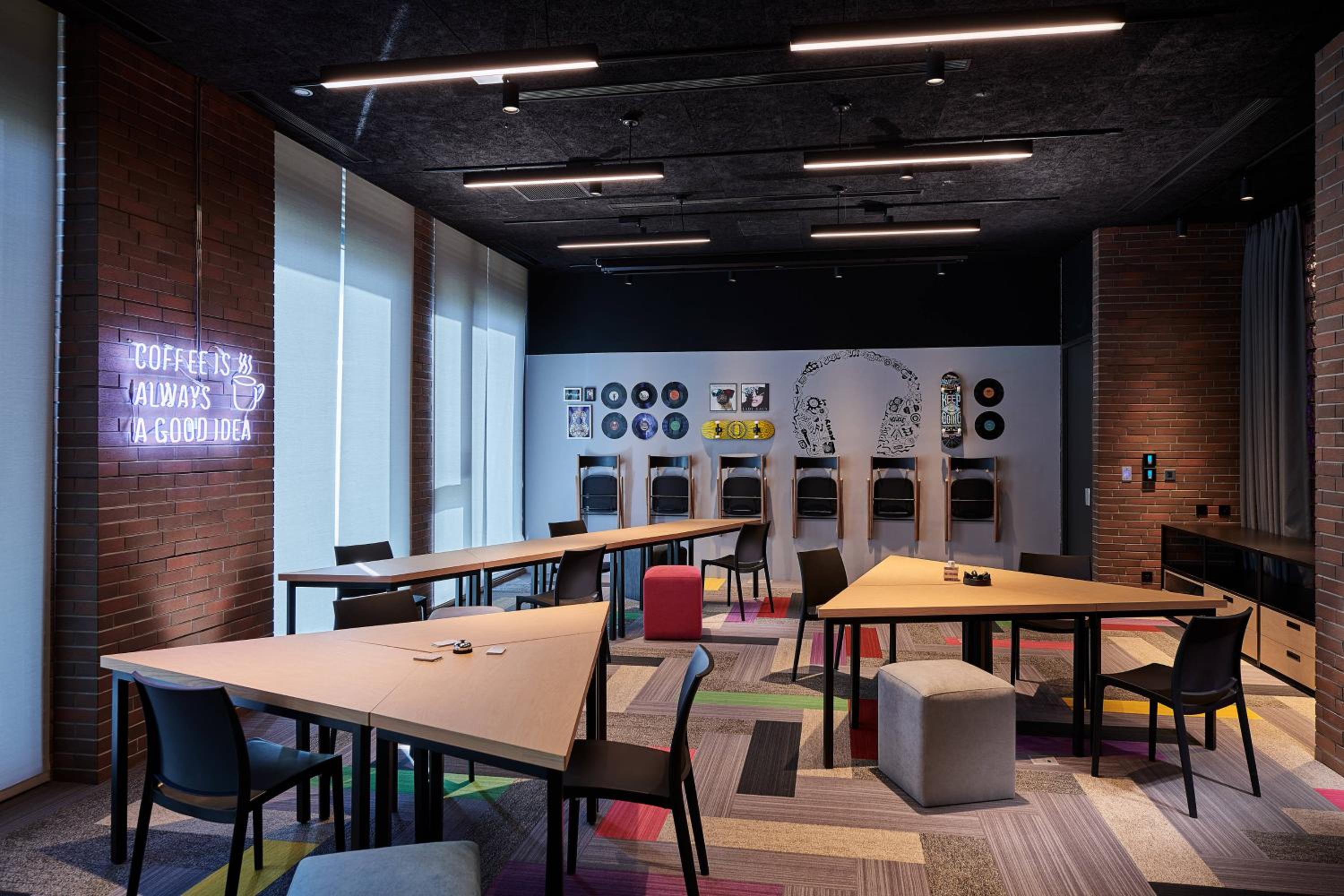 Moxy Taichung