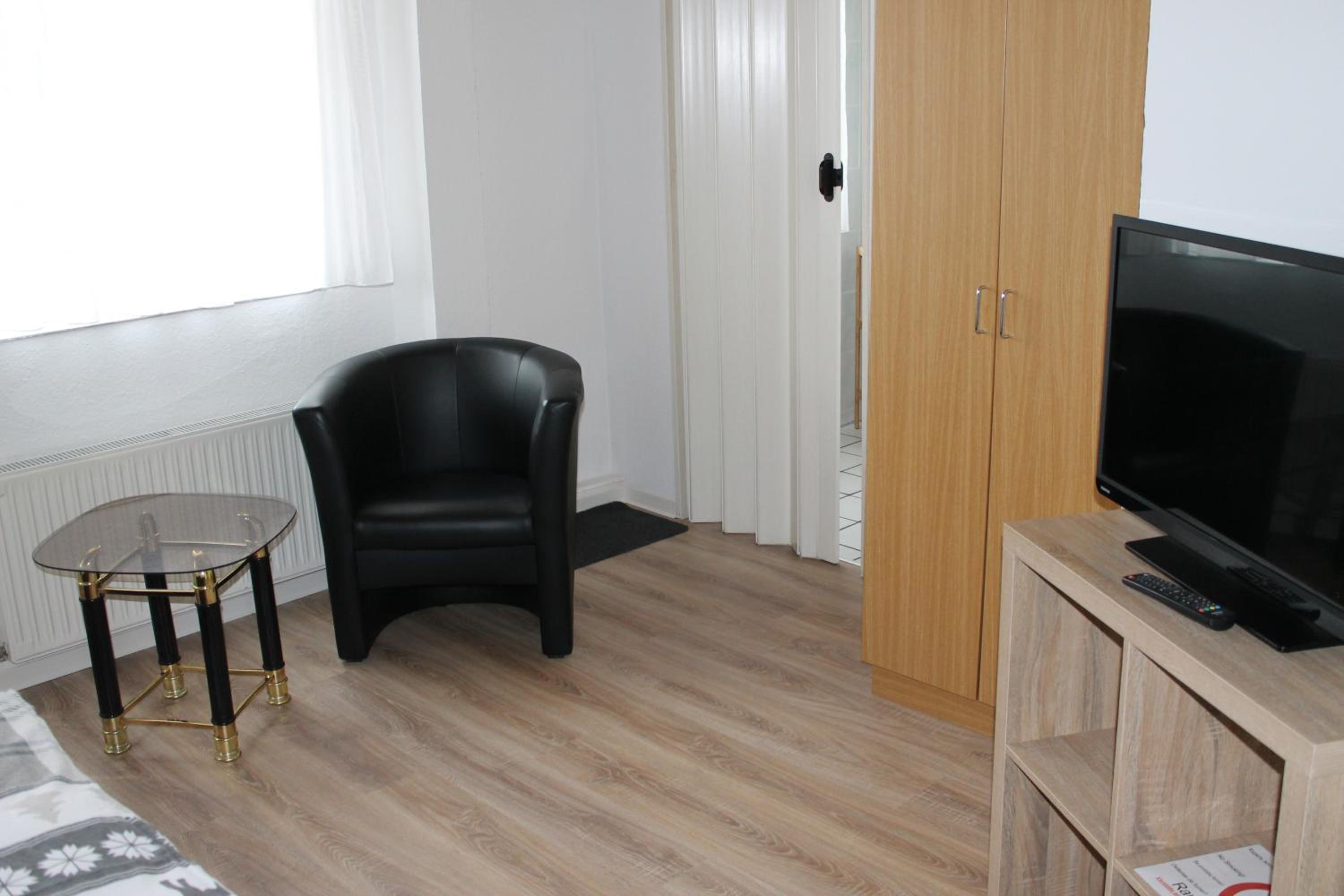 Photo 32
