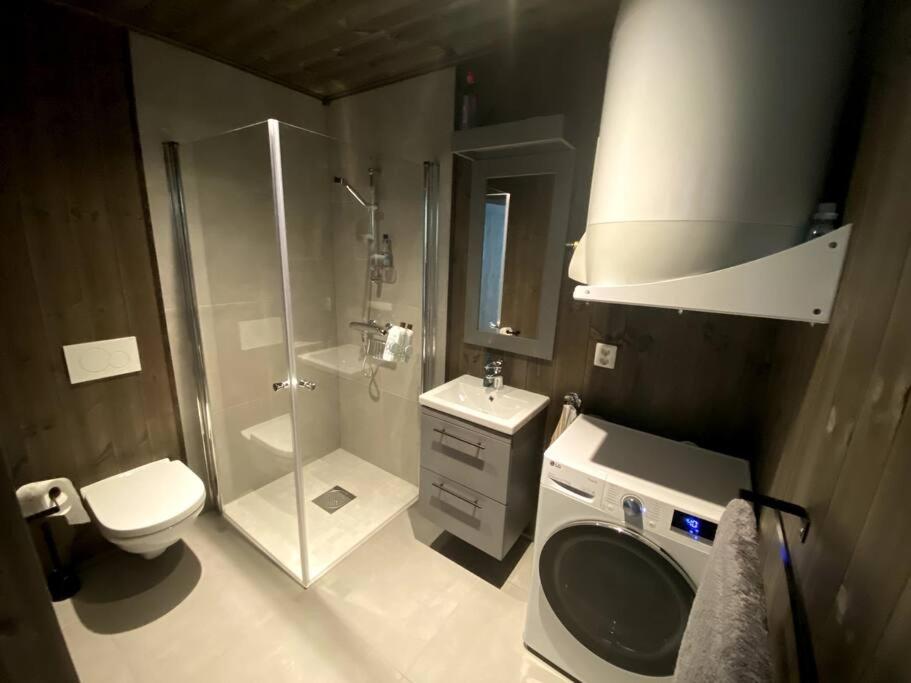 Cosy apartment with ski in/out view 5