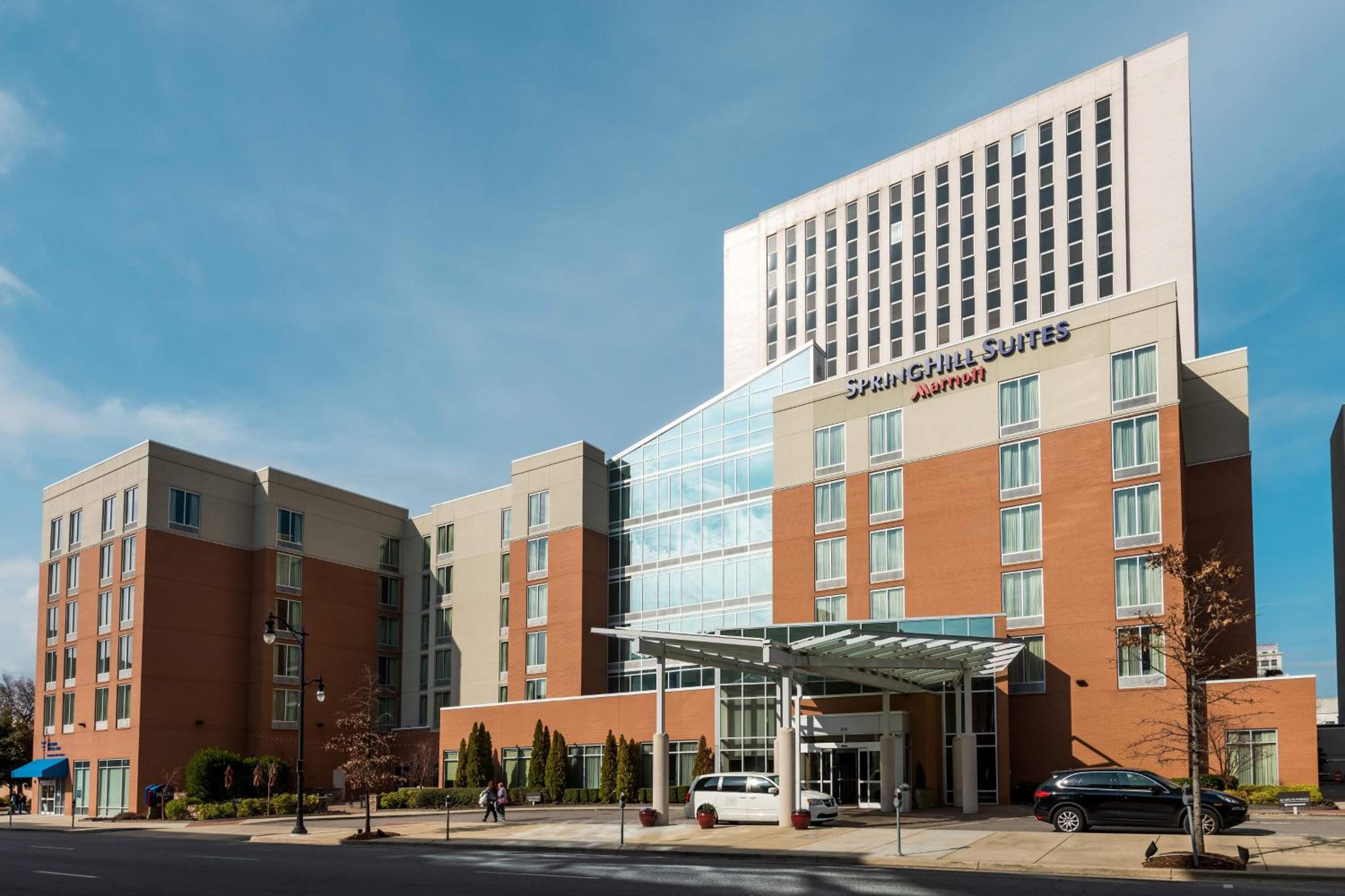 Hotel SpringHill Suites by Marriott Birmingham Downtown at UAB - Image 1