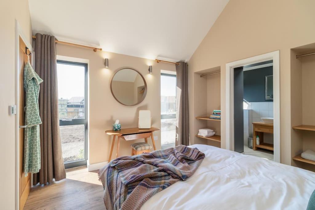 Green End Farm Cottages - The Sheep Shed view 2
