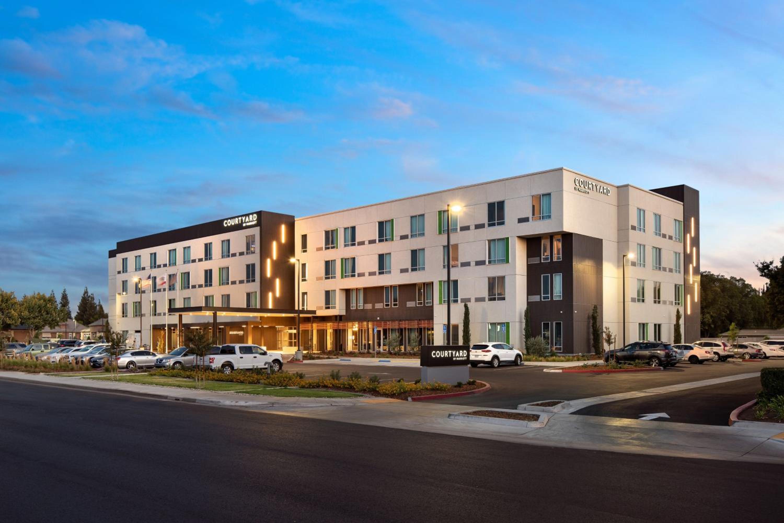 Hotel Courtyard by Marriott Fresno Clovis