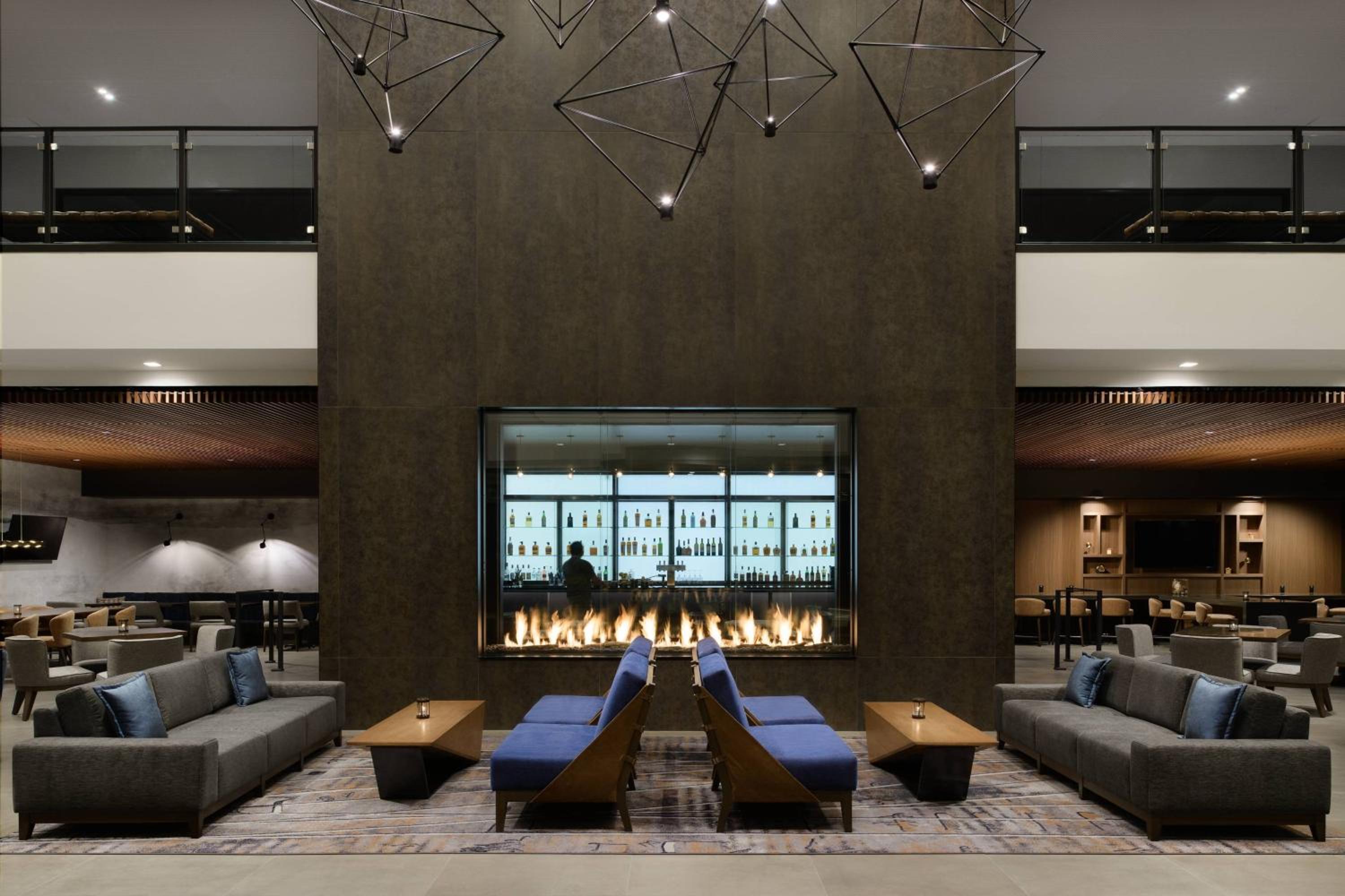 Seattle Vacations - Marriott Tacoma Downtown - Property Image 1