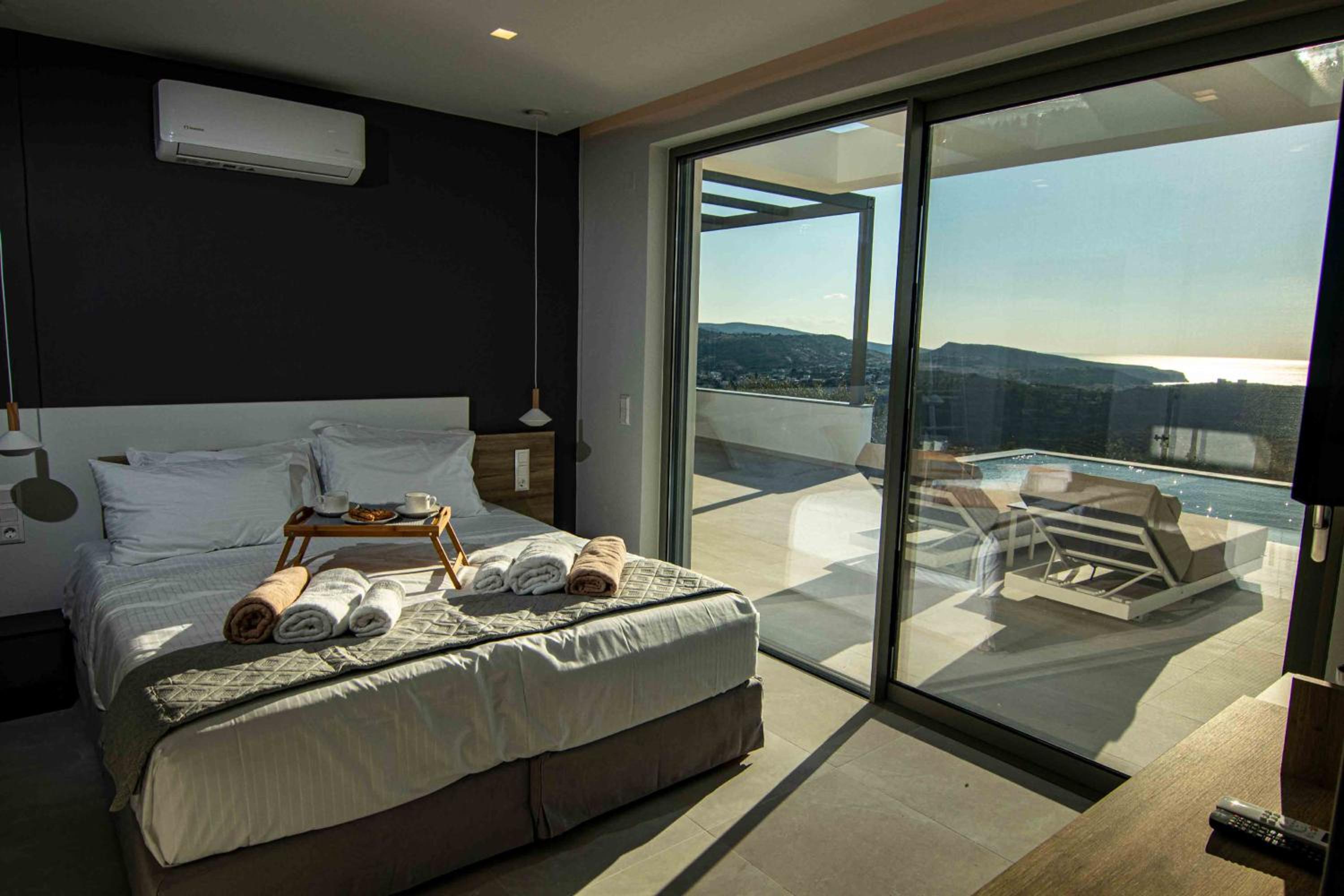 Crete Villa Paseathea, Luxurious Pool Getaway