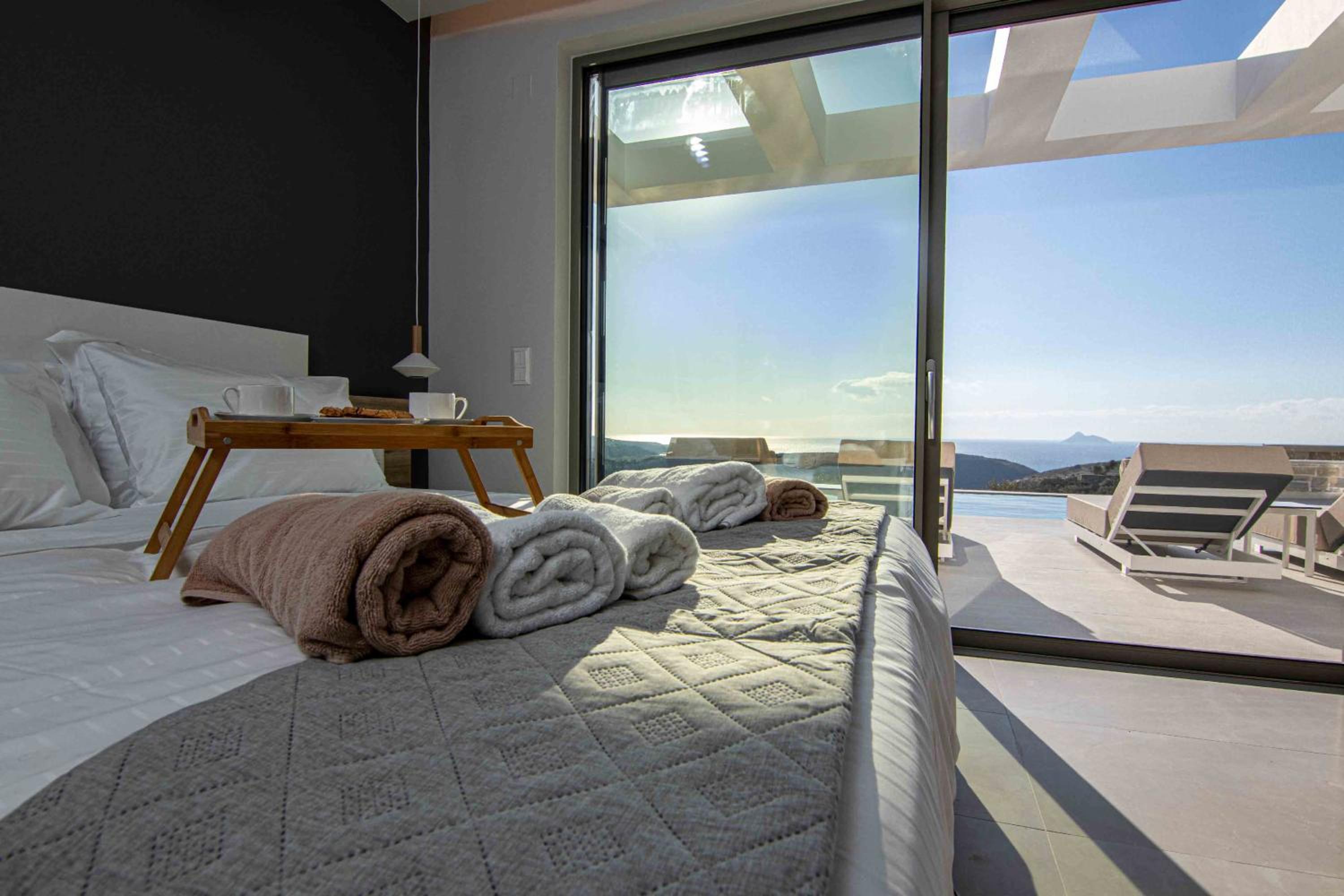 Crete Villa Paseathea, Luxurious Pool Getaway