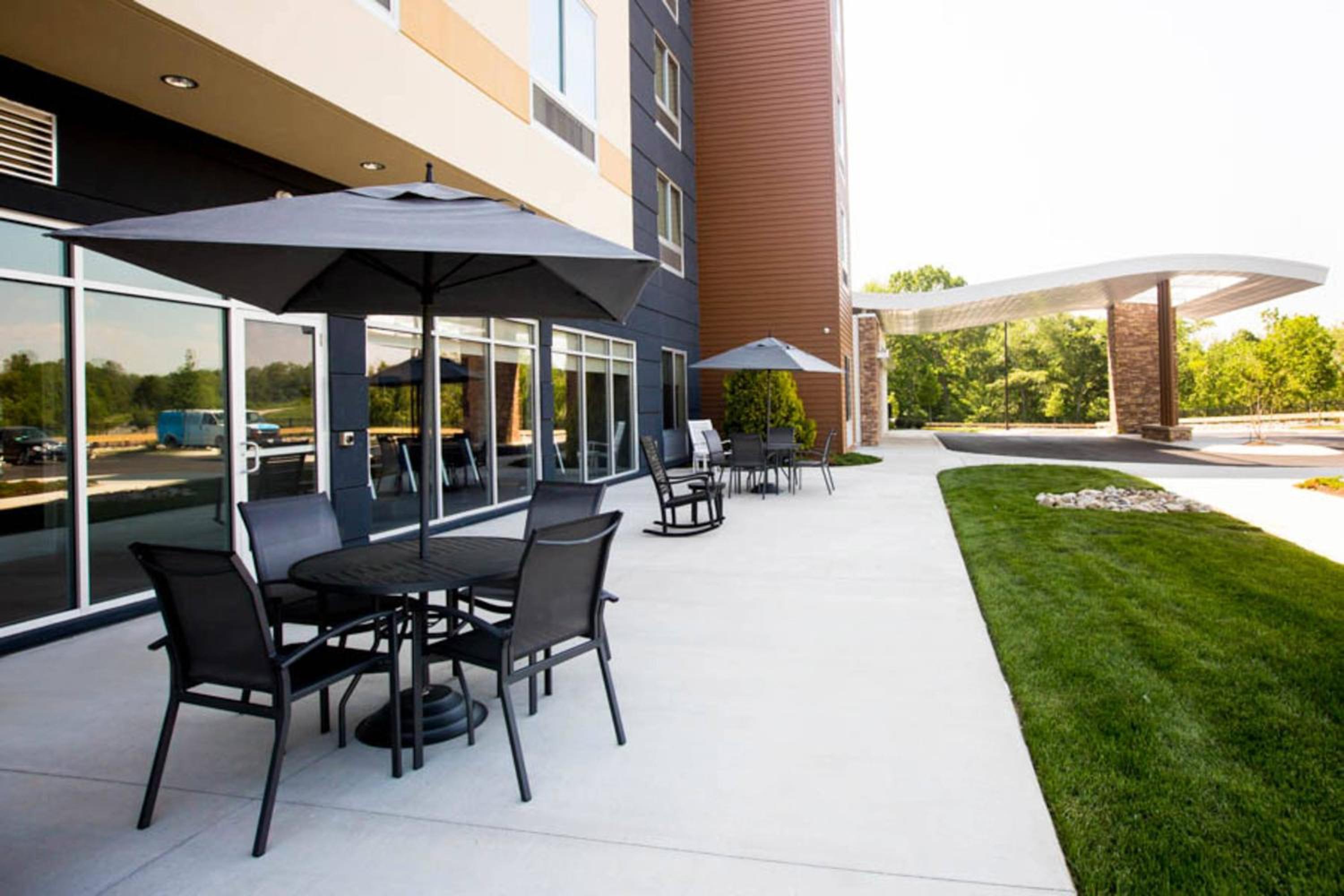 Fairfield Inn  Suites by Marriott Philadelphia Broomall/Newtown Square - Property Image 7