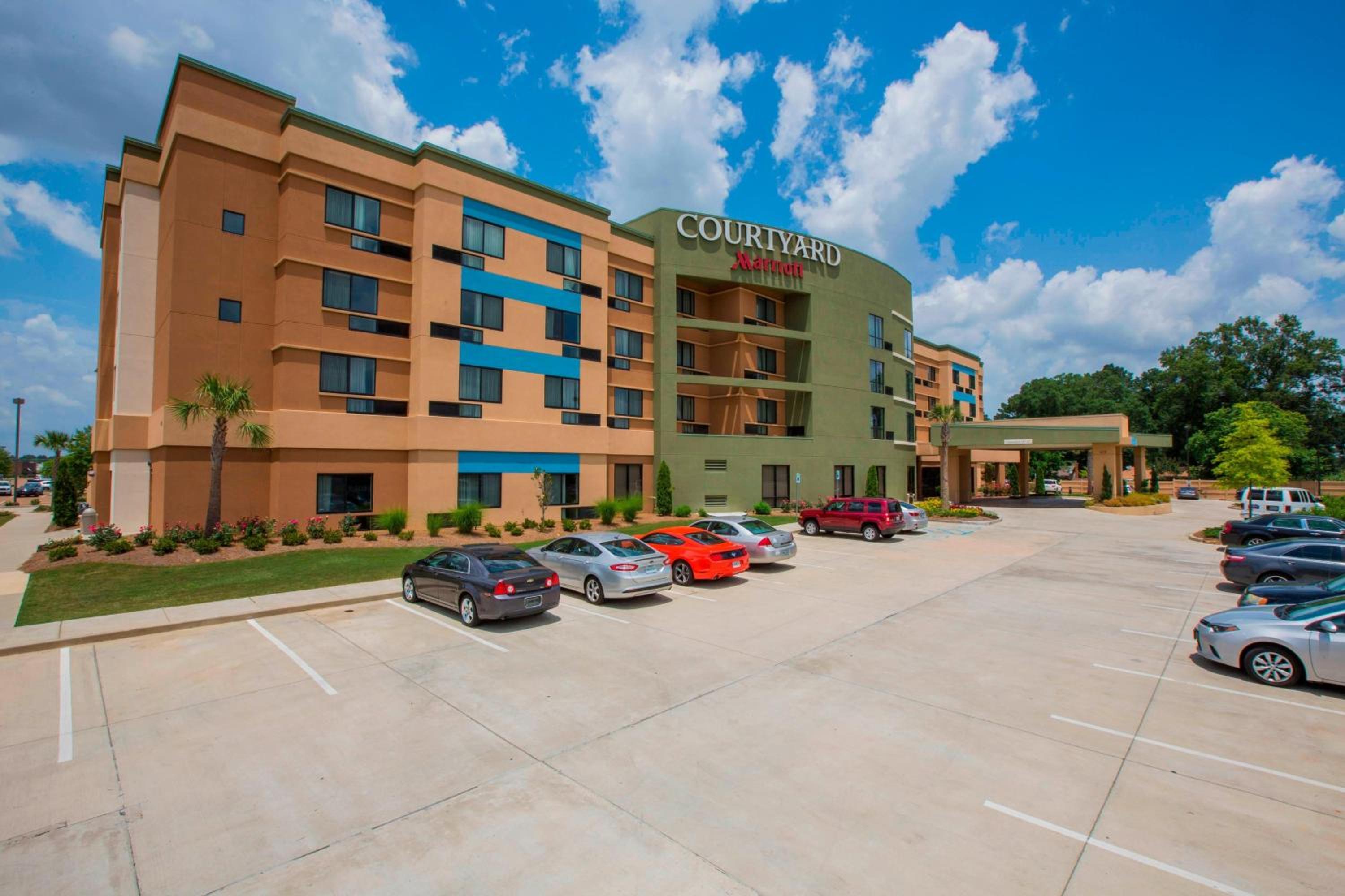 Hotel Courtyard by Marriott Jackson Airport/Pearl - Image 1