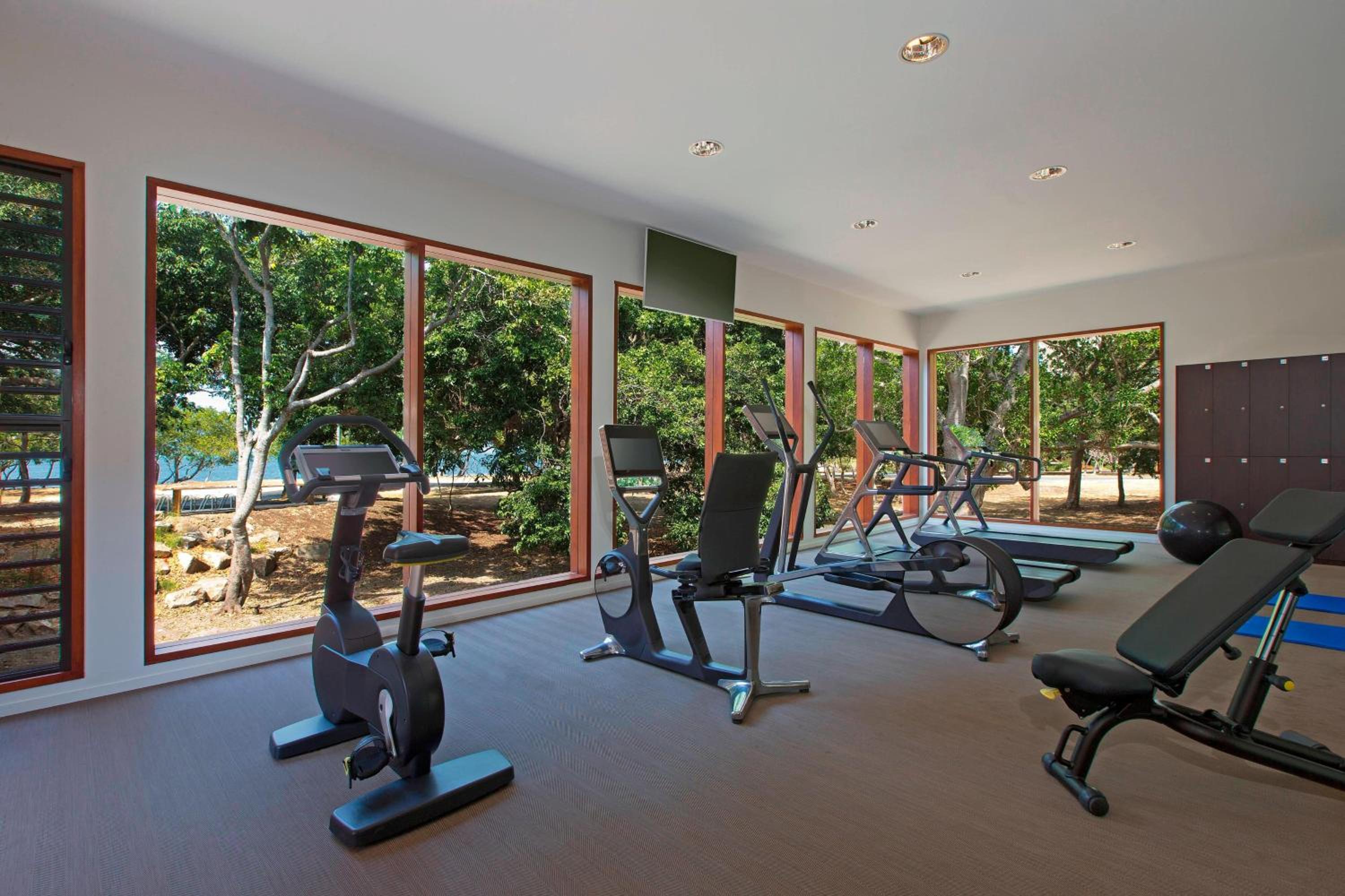 Sheraton New Caledonia Deva Spa & Golf Resort
