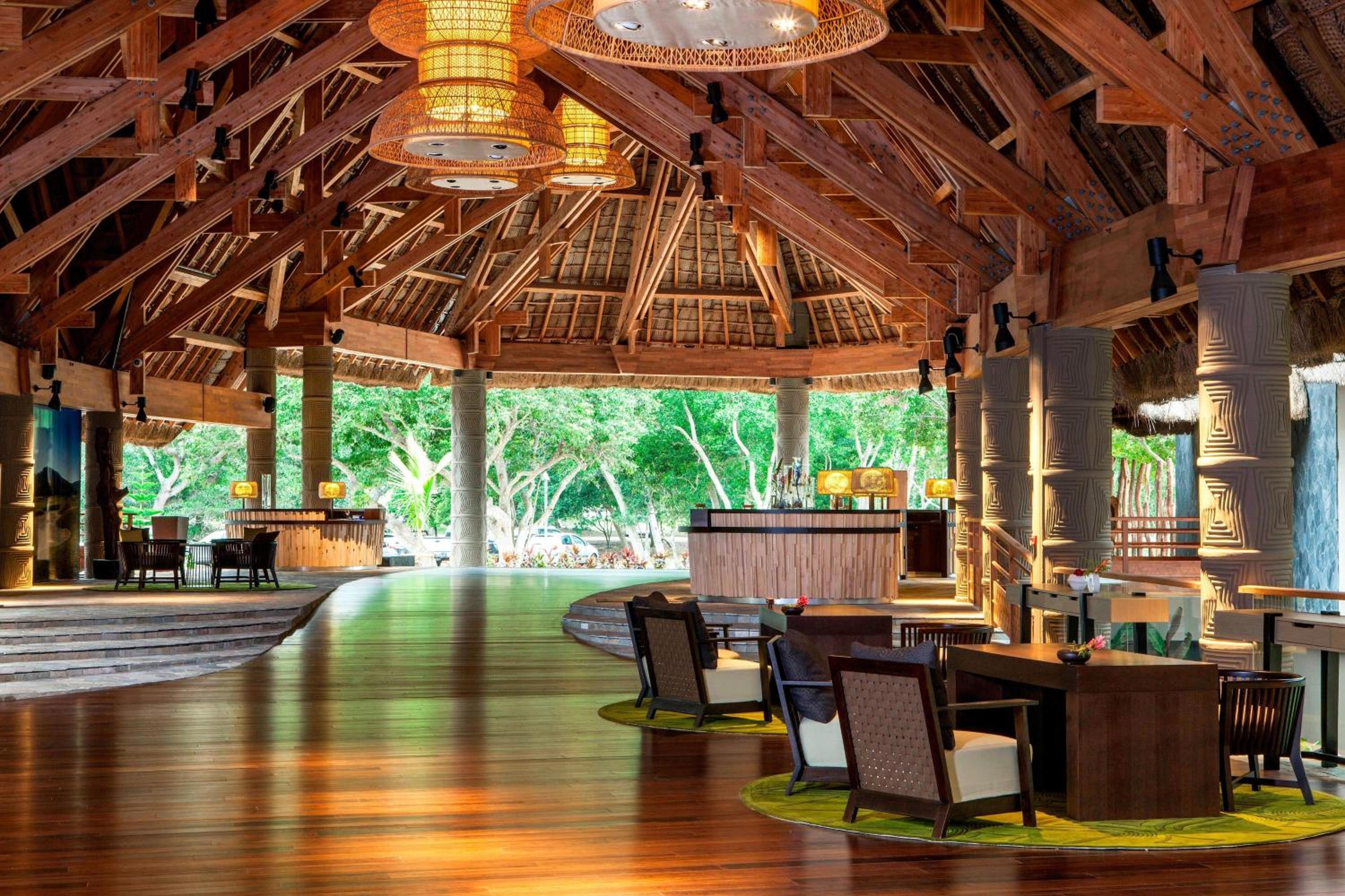 Sheraton New Caledonia Deva Spa & Golf Resort