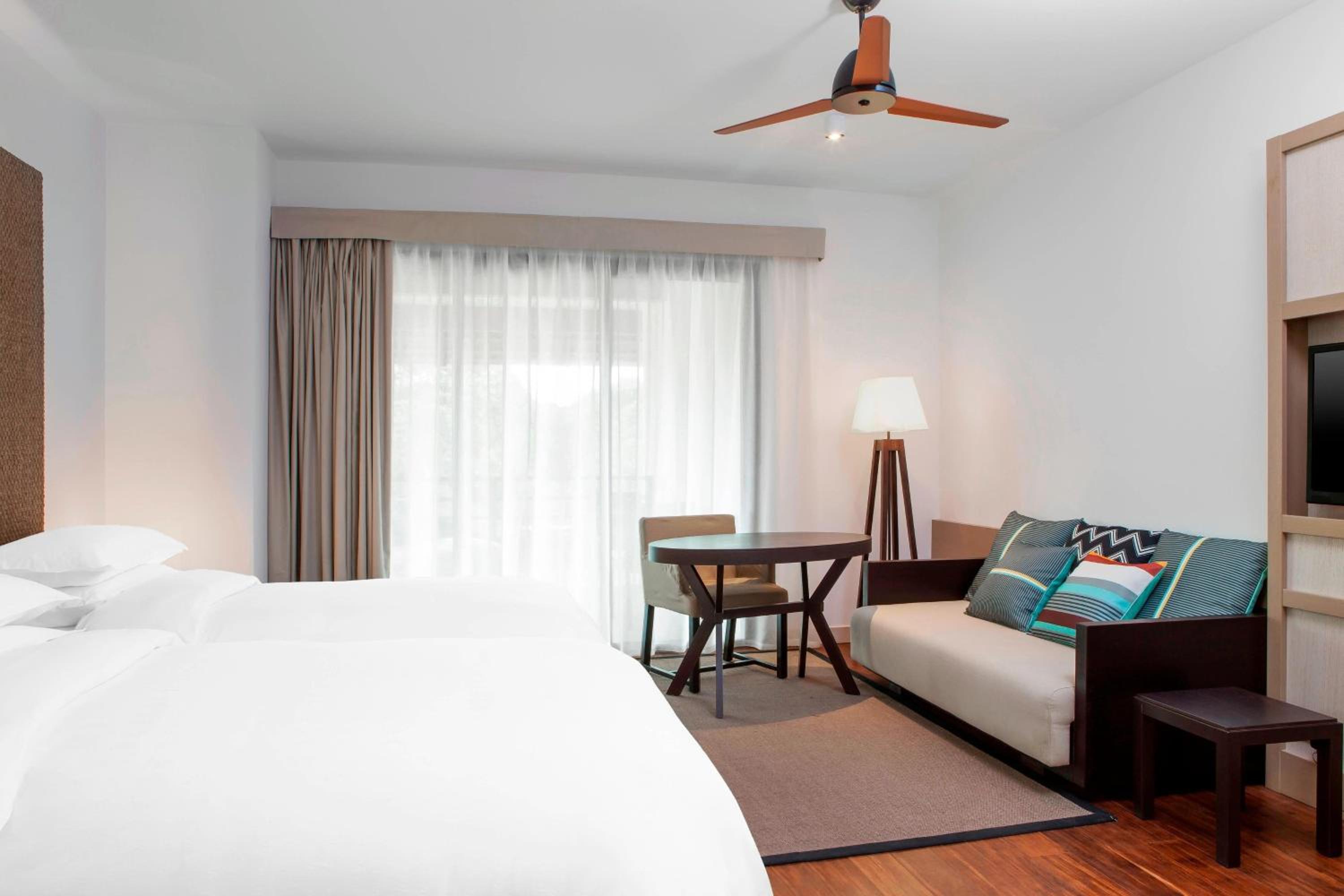 Sheraton New Caledonia Deva Spa & Golf Resort
