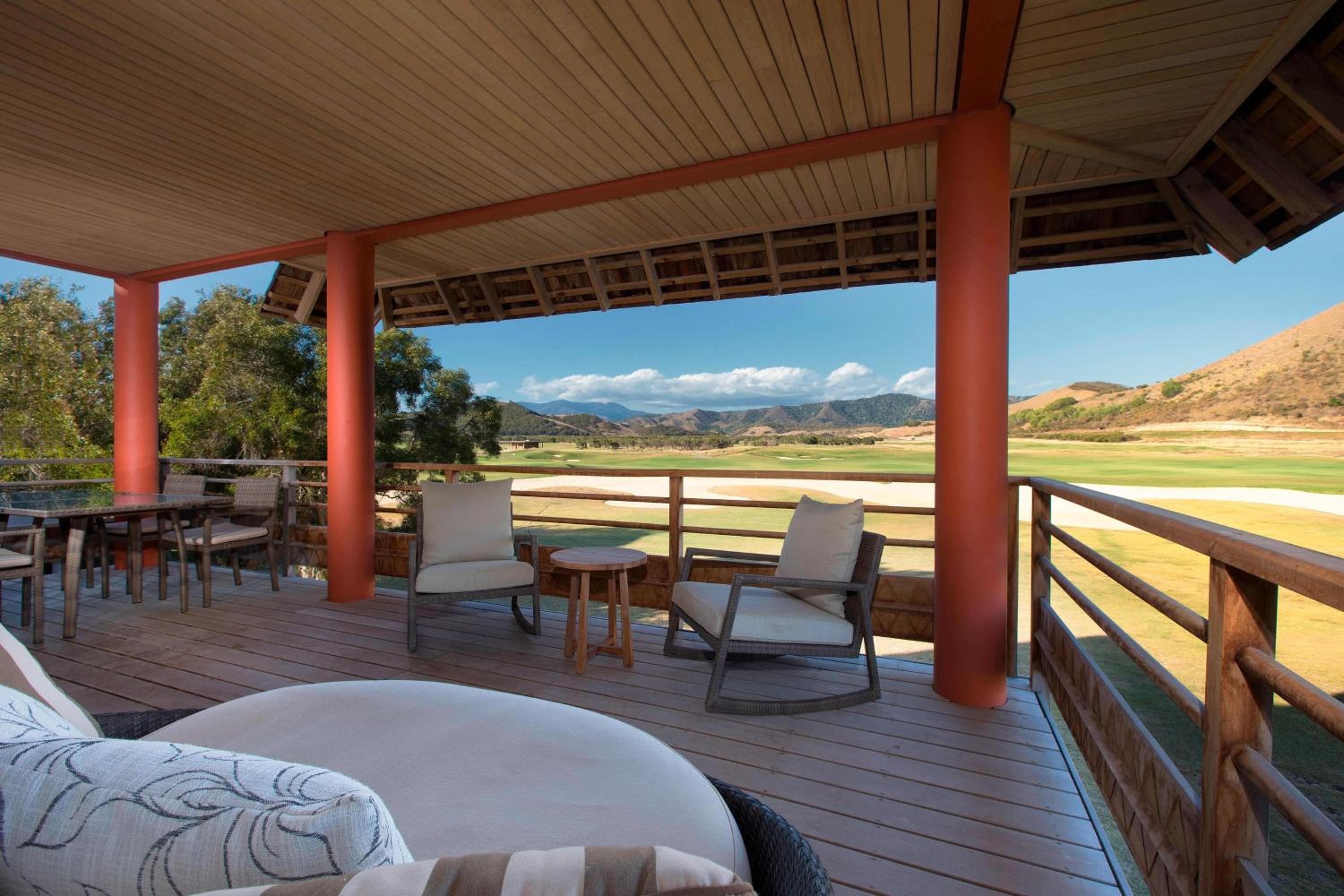 Sheraton New Caledonia Deva Spa & Golf Resort