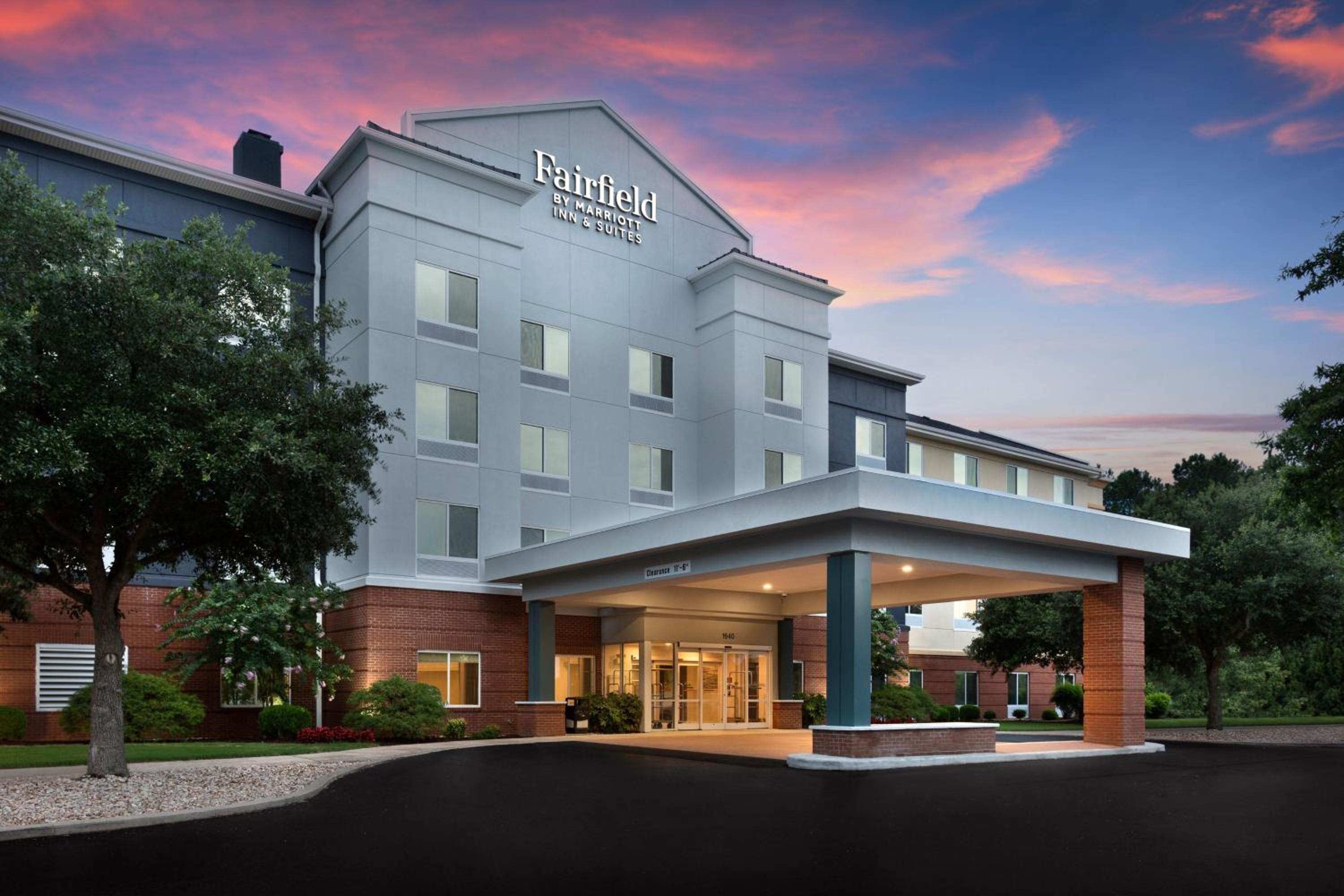 Elizabeth City Vacations - Fairfield Inn  Suites Elizabeth City - Property Image 1