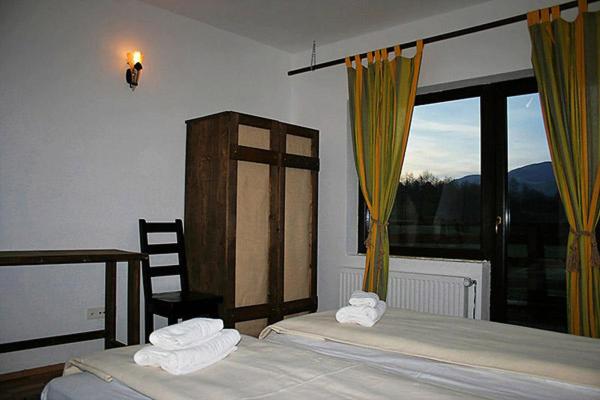 Taverna Pietrei Craiului