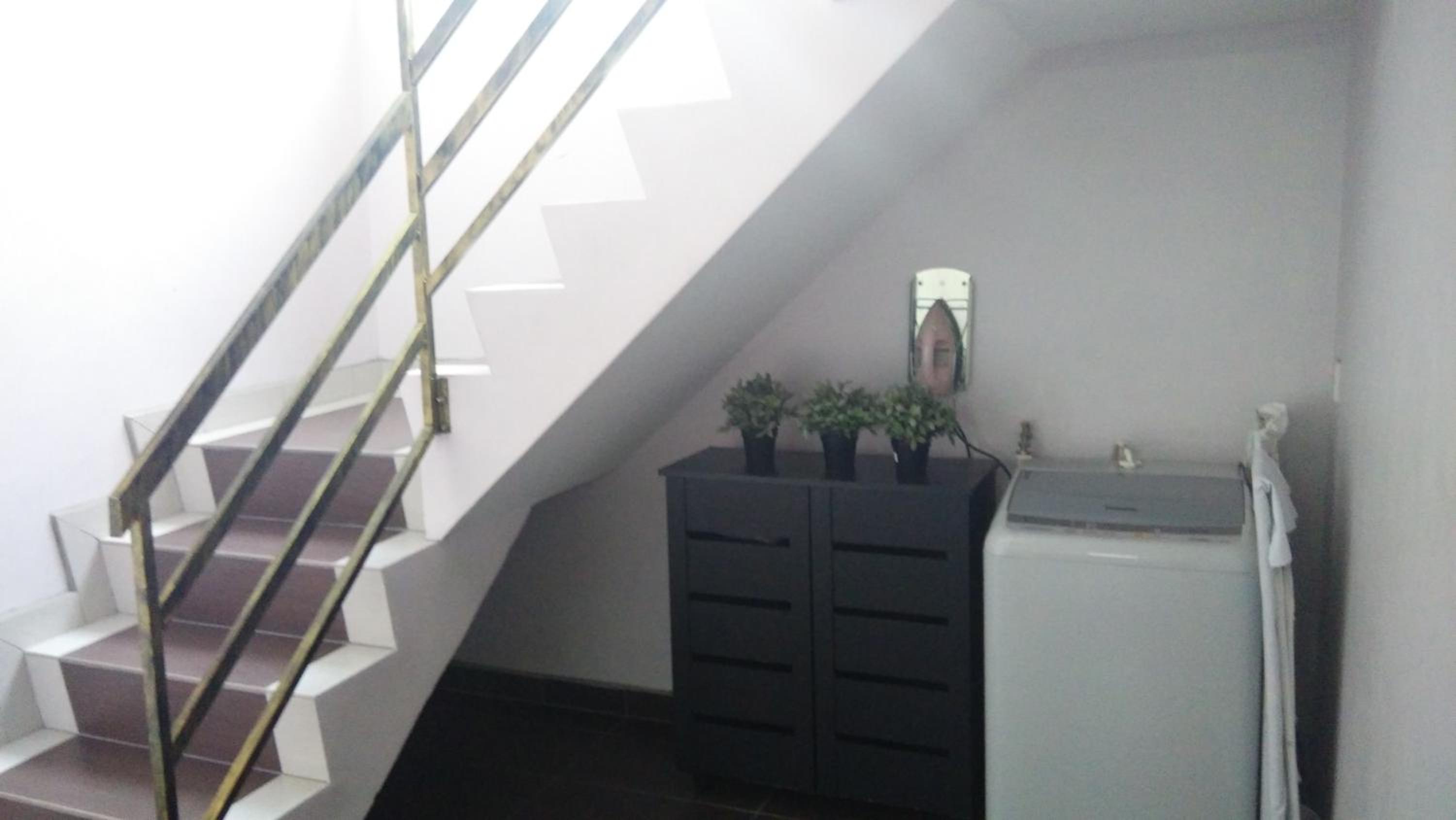 Bercham Vacation House