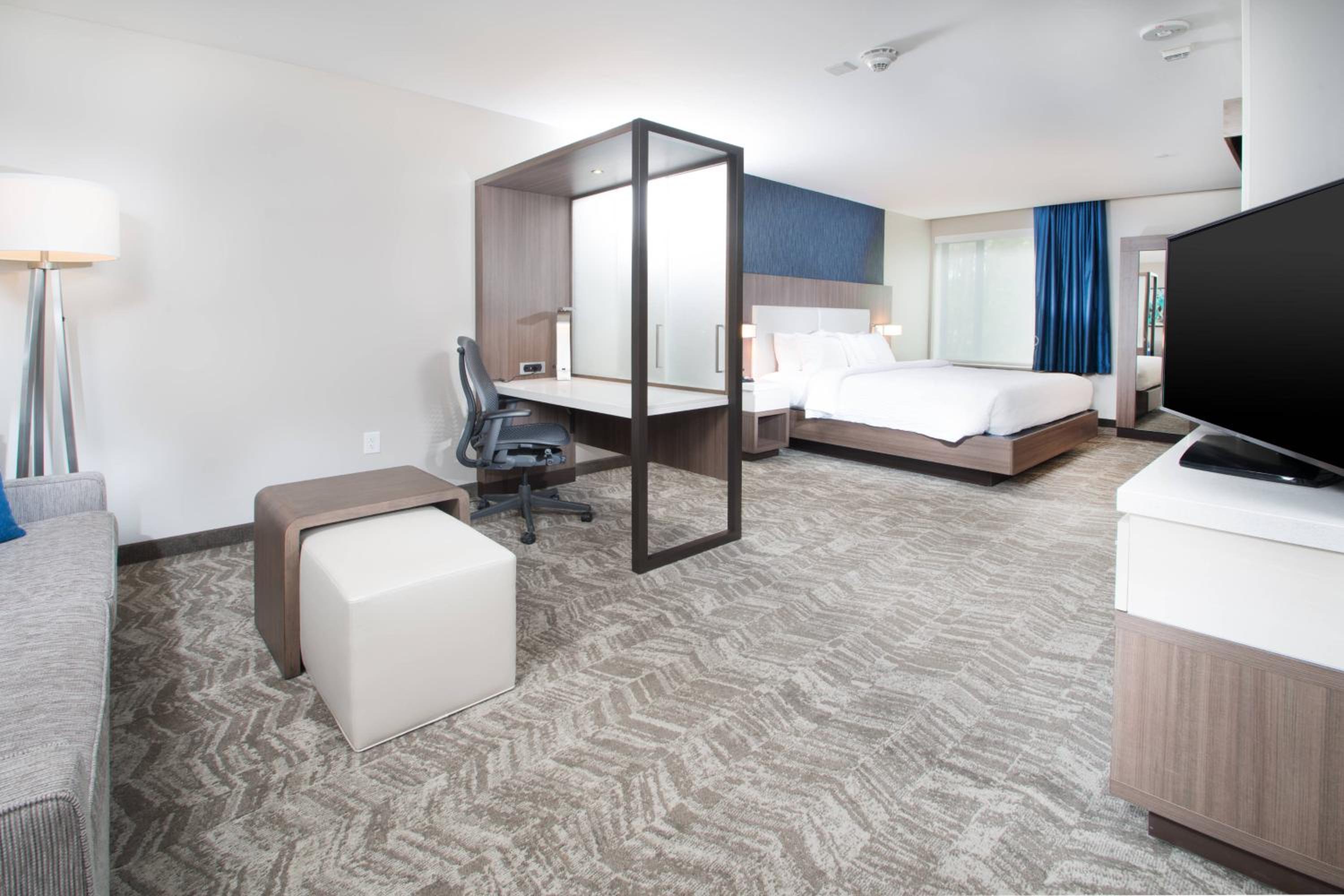 Fayetteville Vacations - SpringHill Suites by Marriott Fayetteville Fort Liberty - Property Image 39