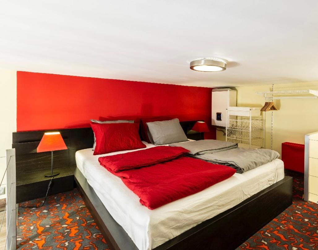 bedroom