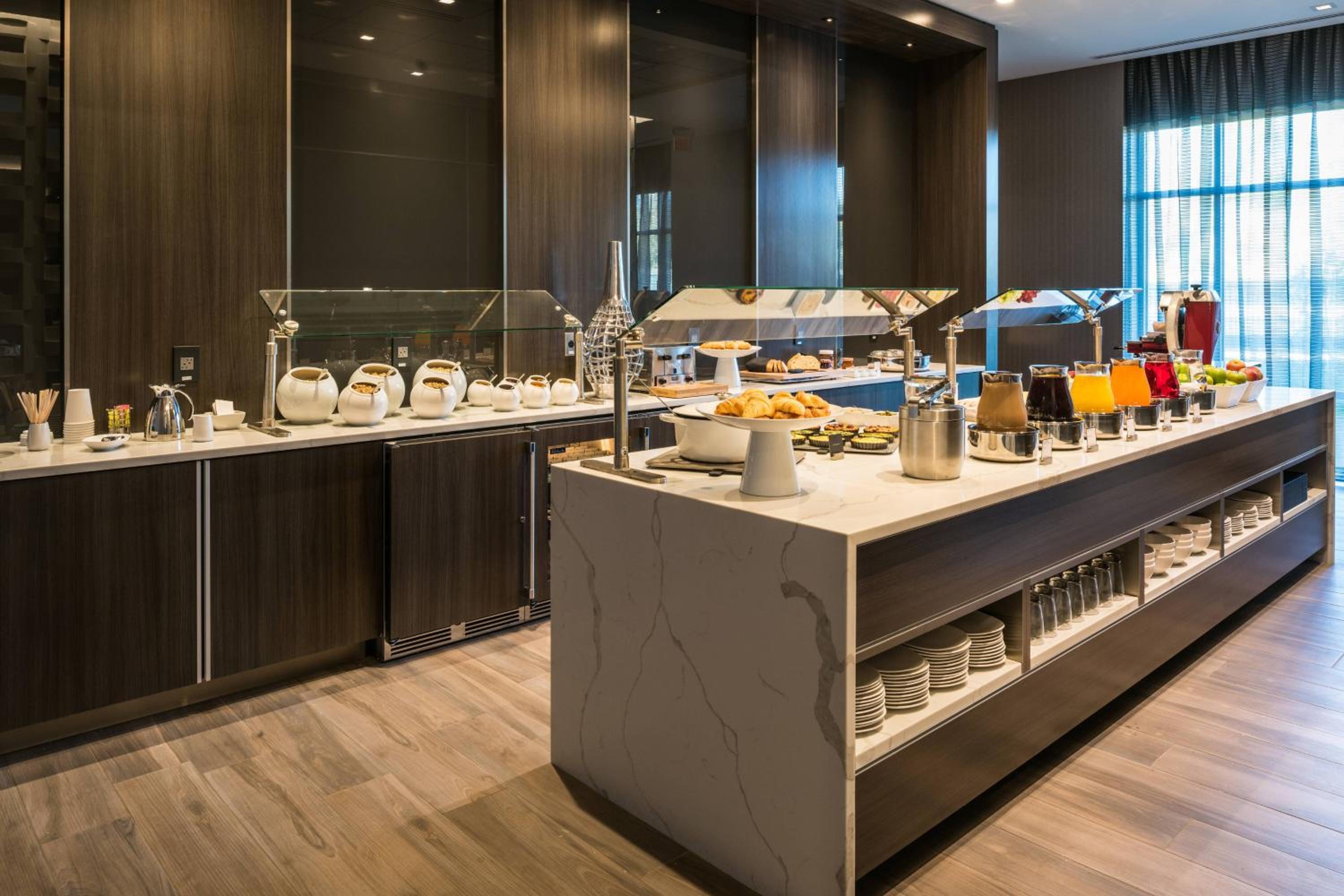 AC Hotel by Marriott Boston Cambridge - Property Image 10