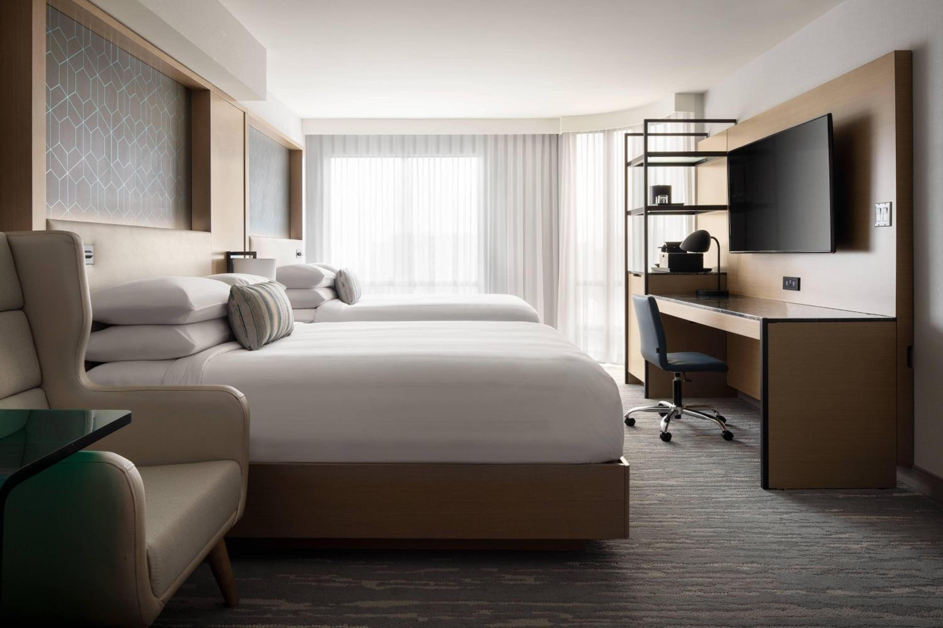 Vancouver Airport Marriott Hotel-1