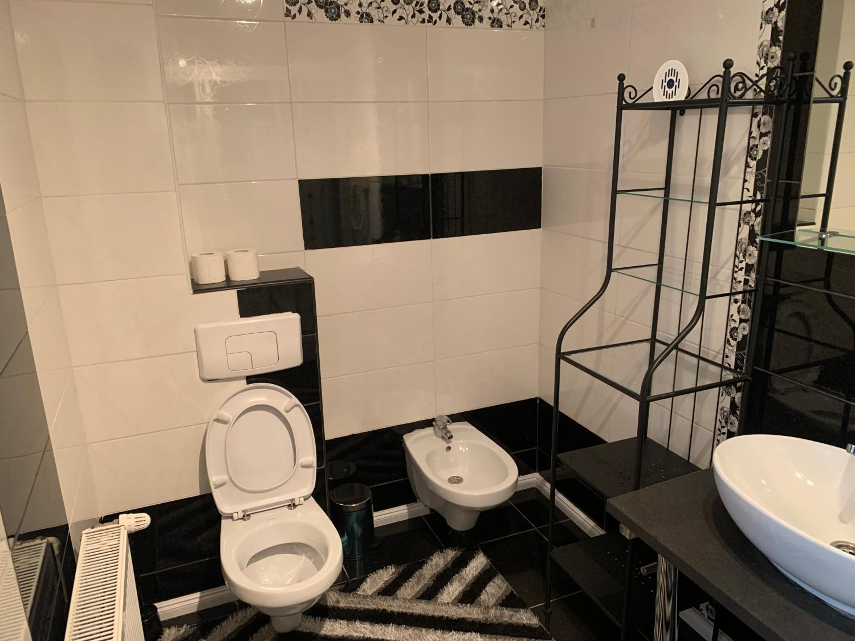 Nobless Boutique Residence
