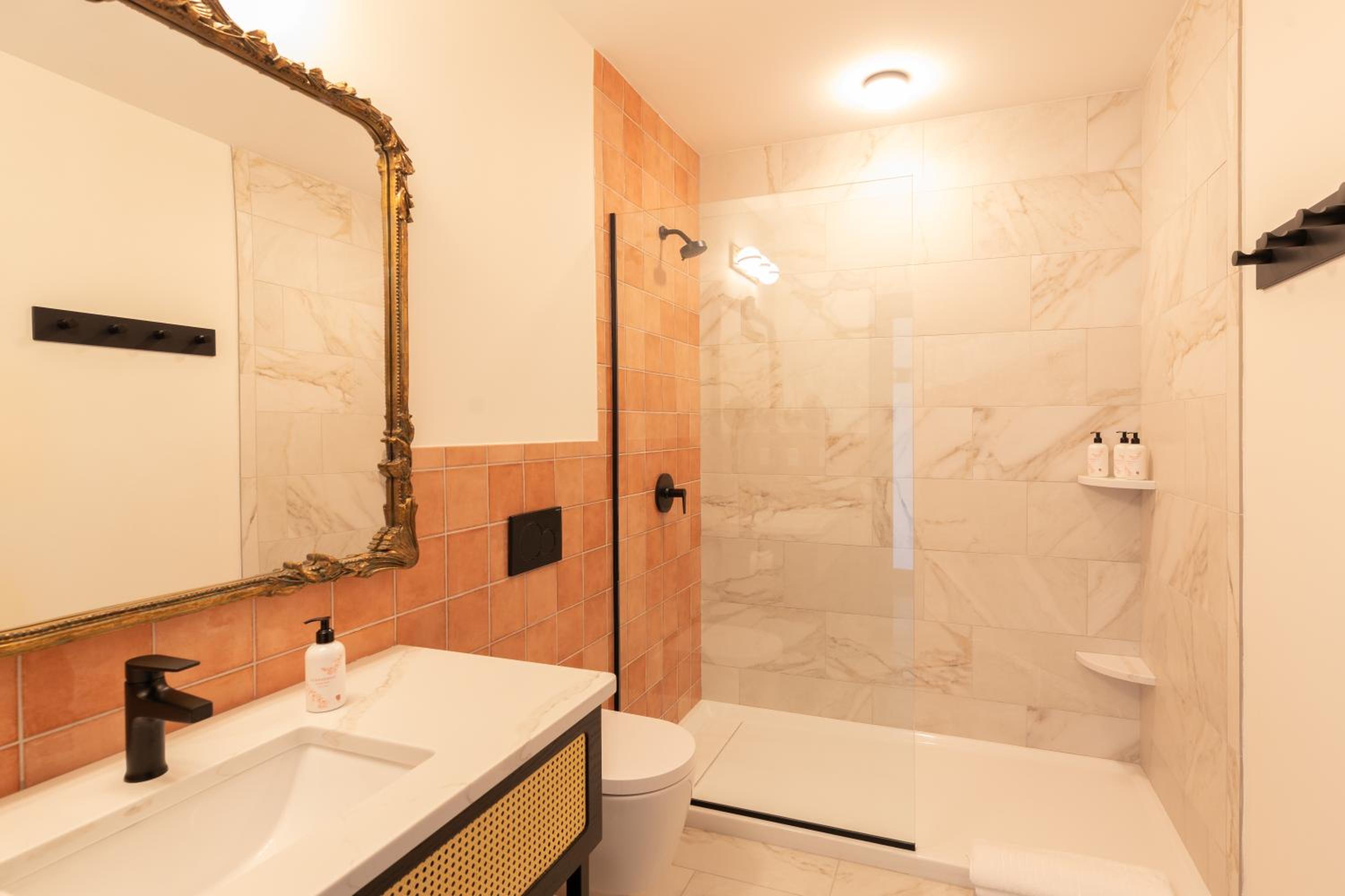 Portsmouth Vacations - Hotel Thaxter - Property Image 36
