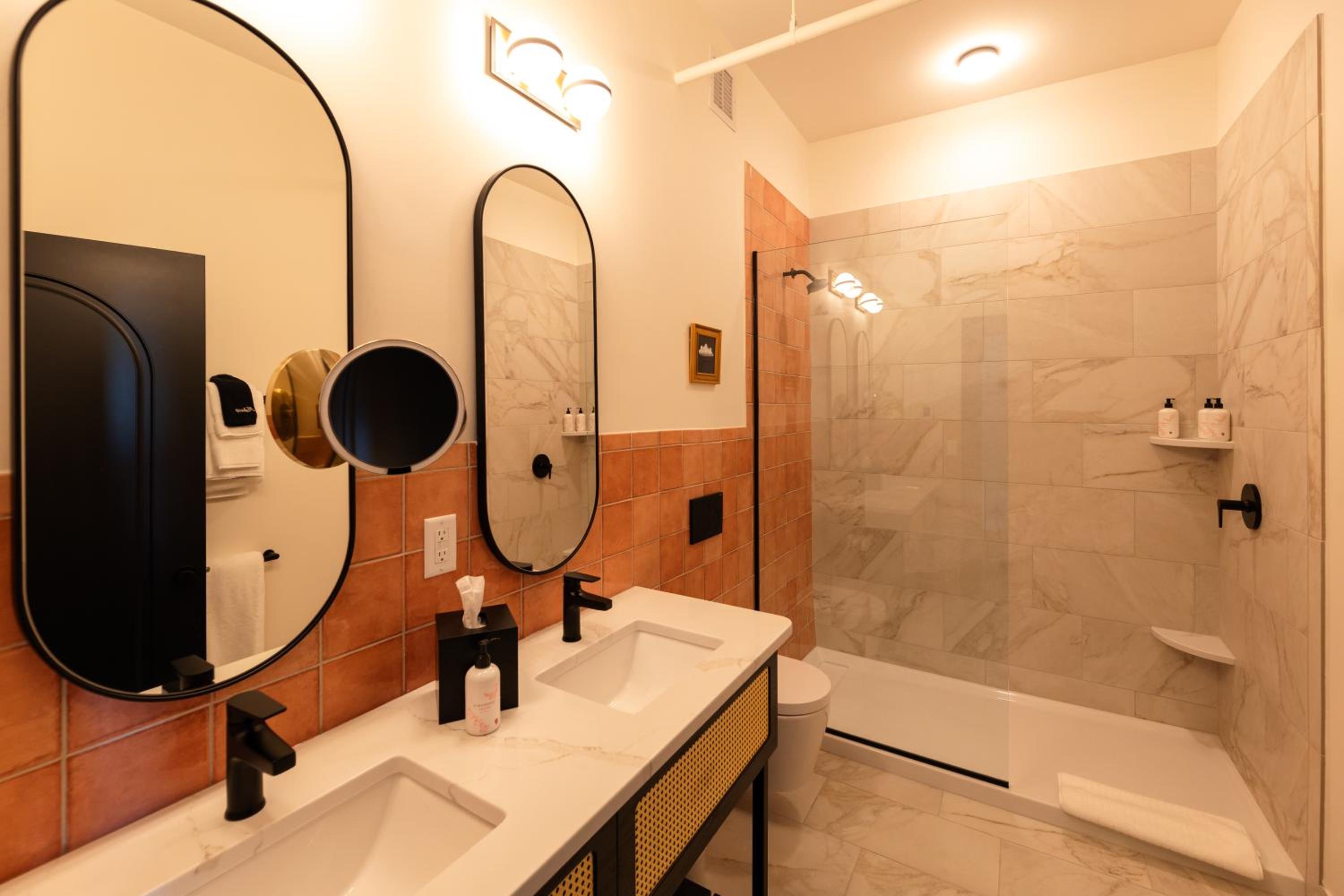 Portsmouth Vacations - Hotel Thaxter - Property Image 58