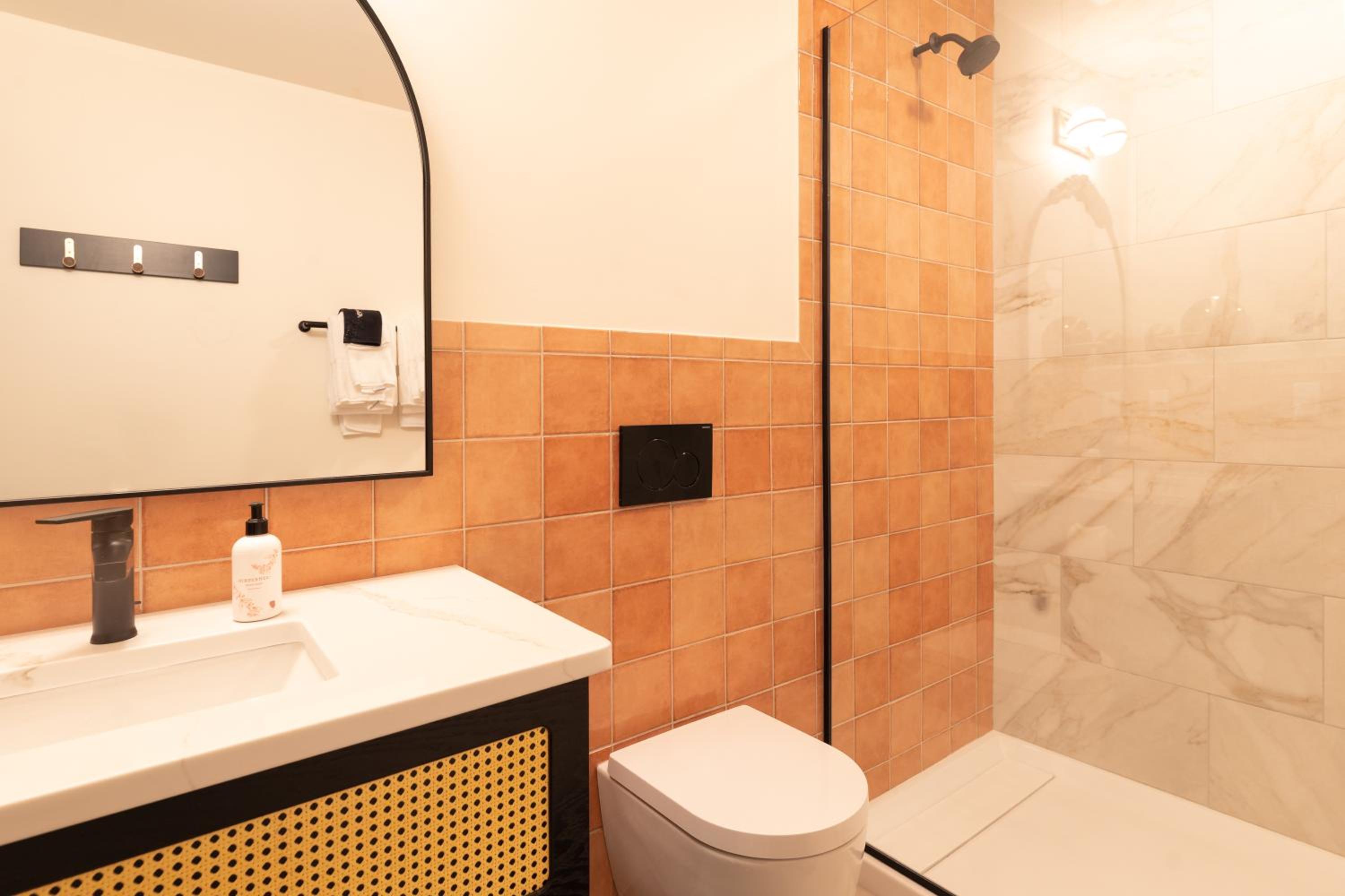 Portsmouth Vacations - Hotel Thaxter - Property Image 55