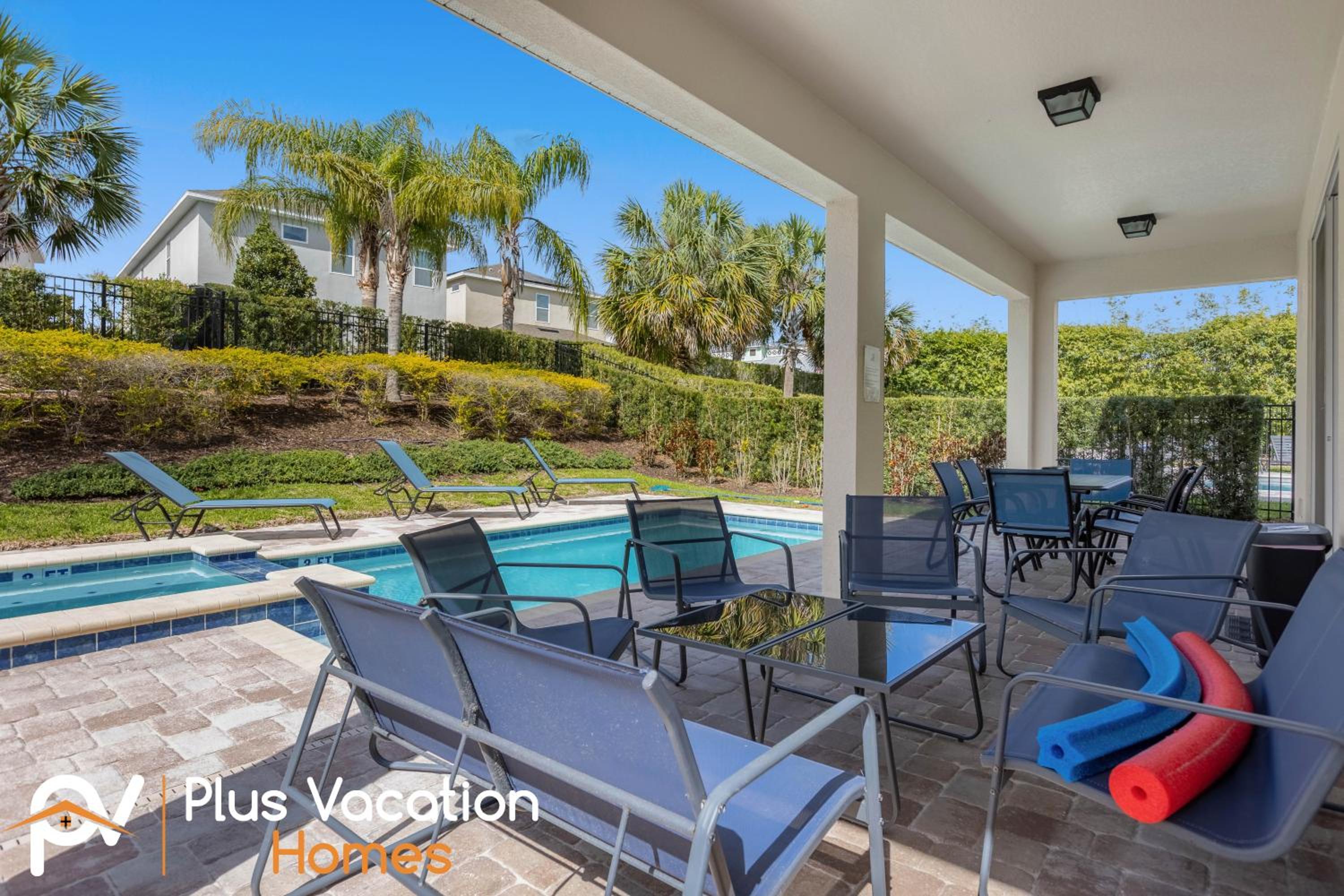 7462 Themed Villa 6BD - Pool Spa-Game room