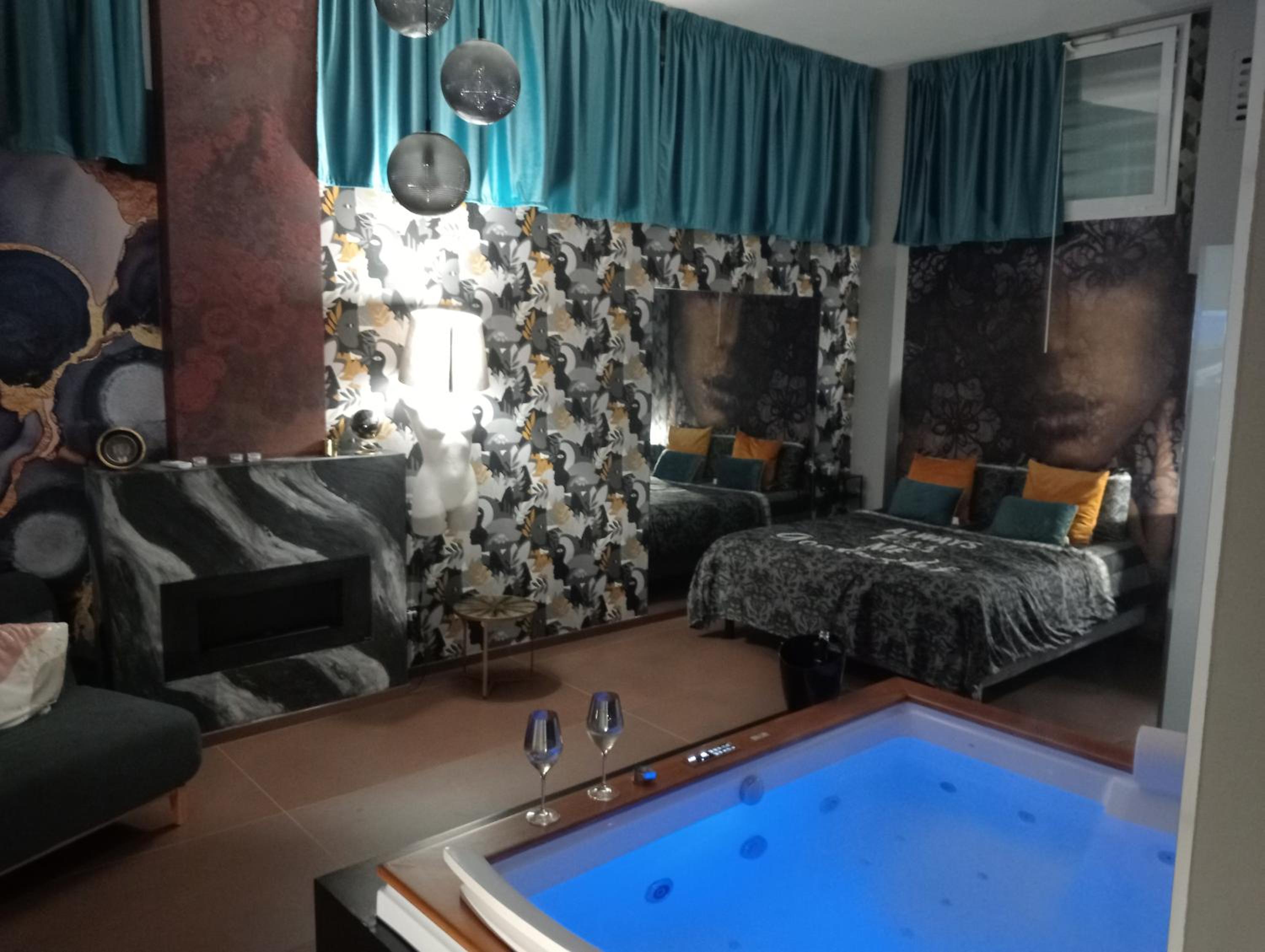 hotel room