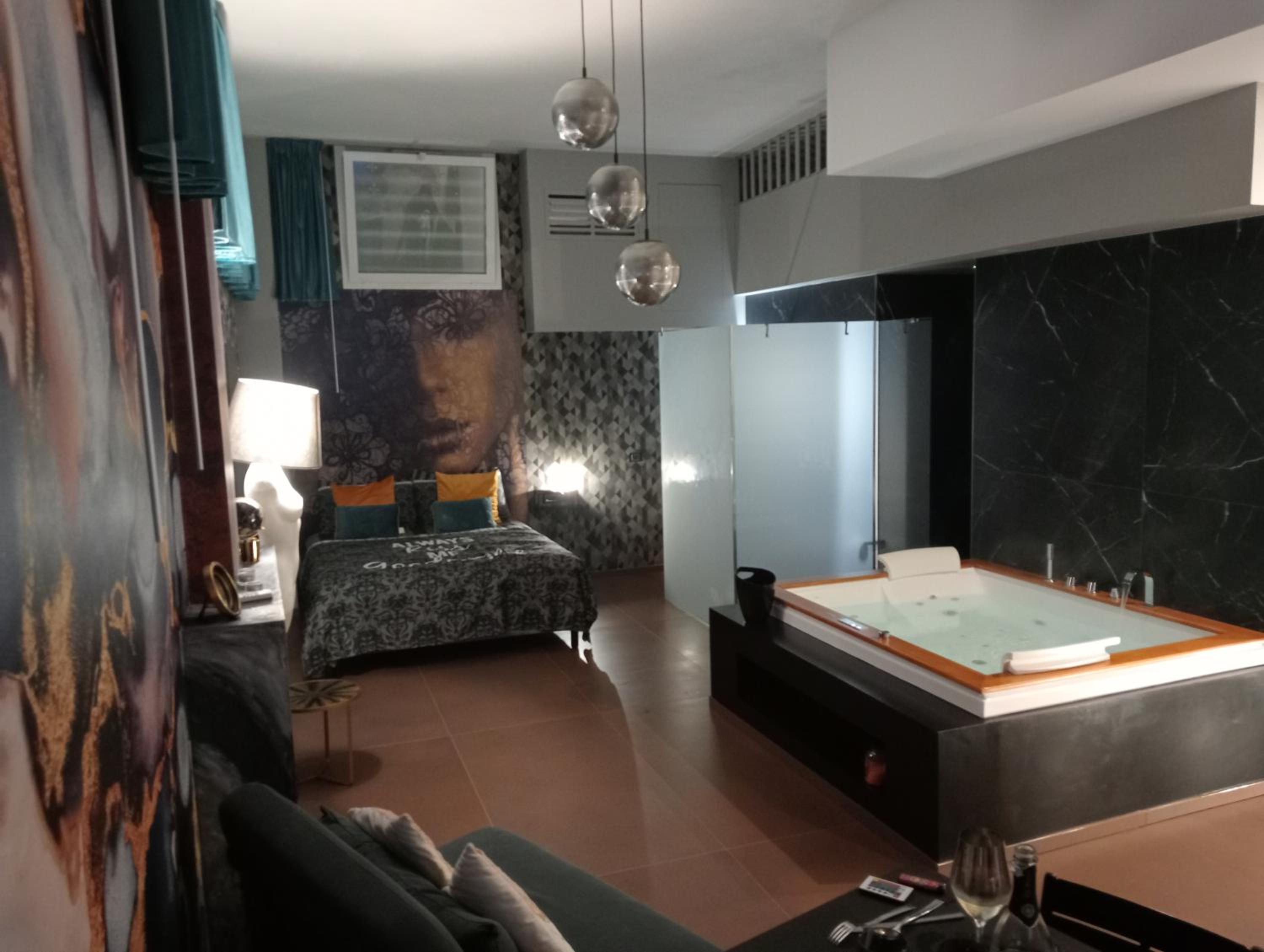 hotel room