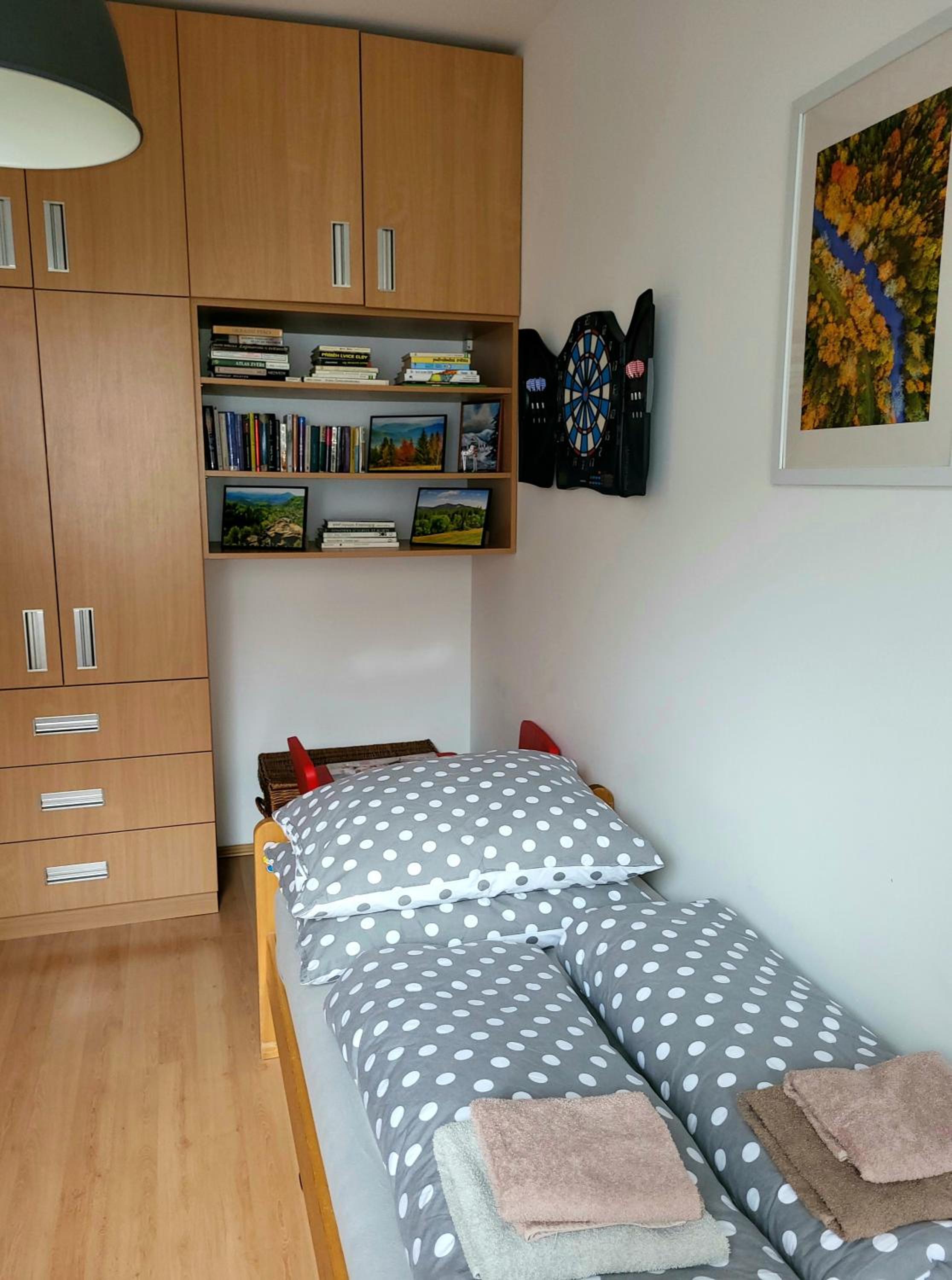 Photo 8