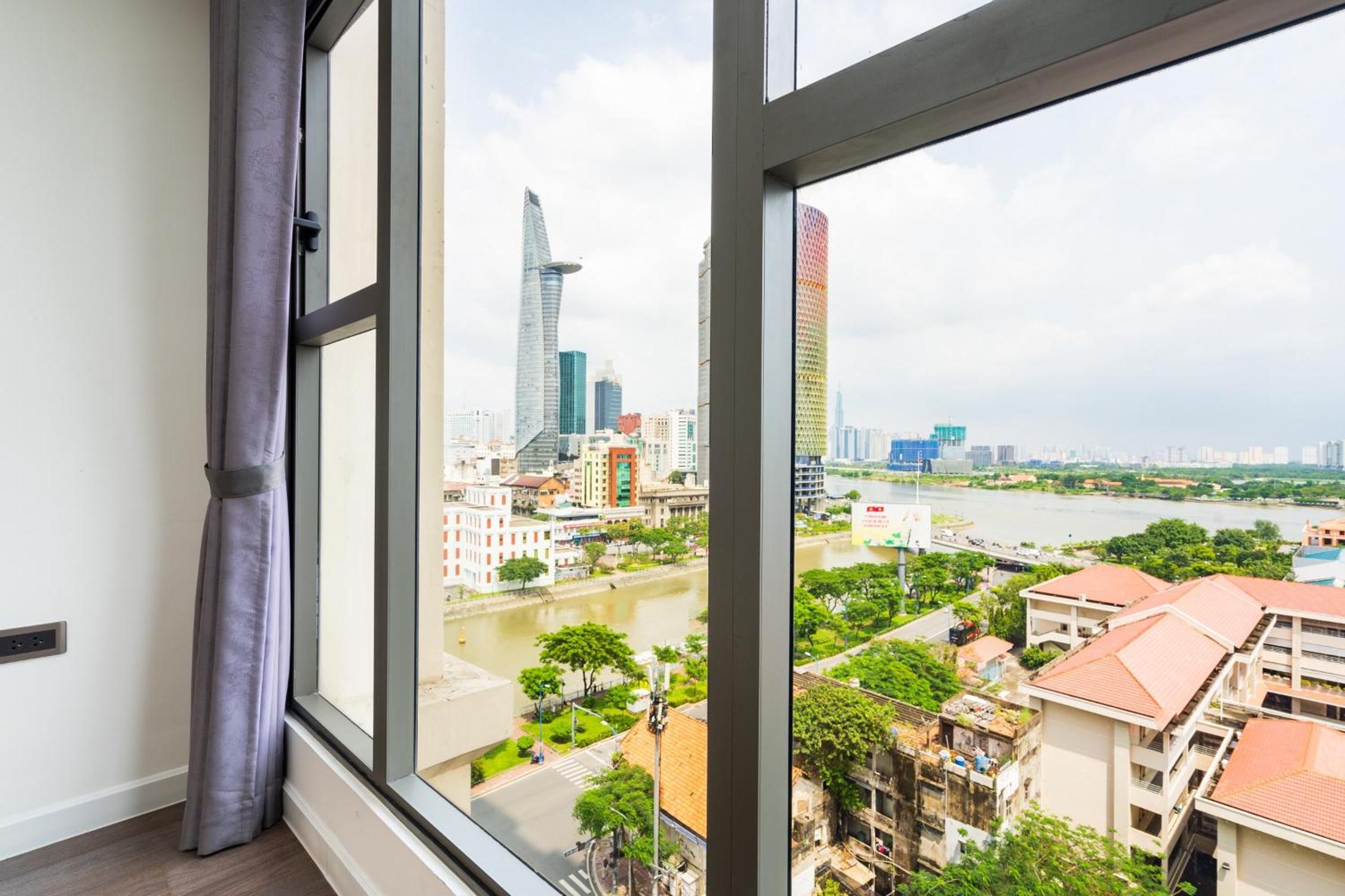 AJ'home - Saigon Royal 5 Star