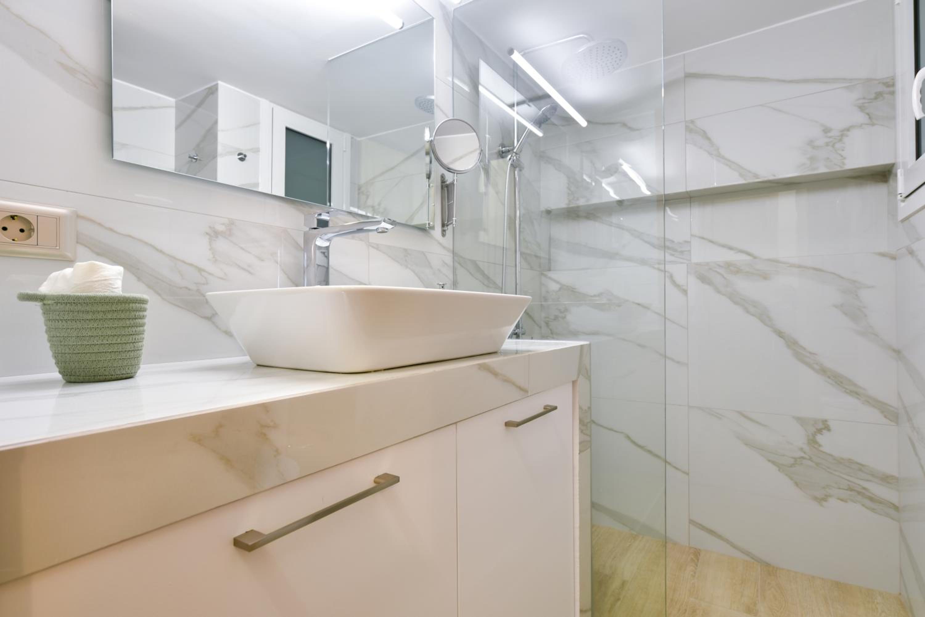 2bedroom Renovated Apartment