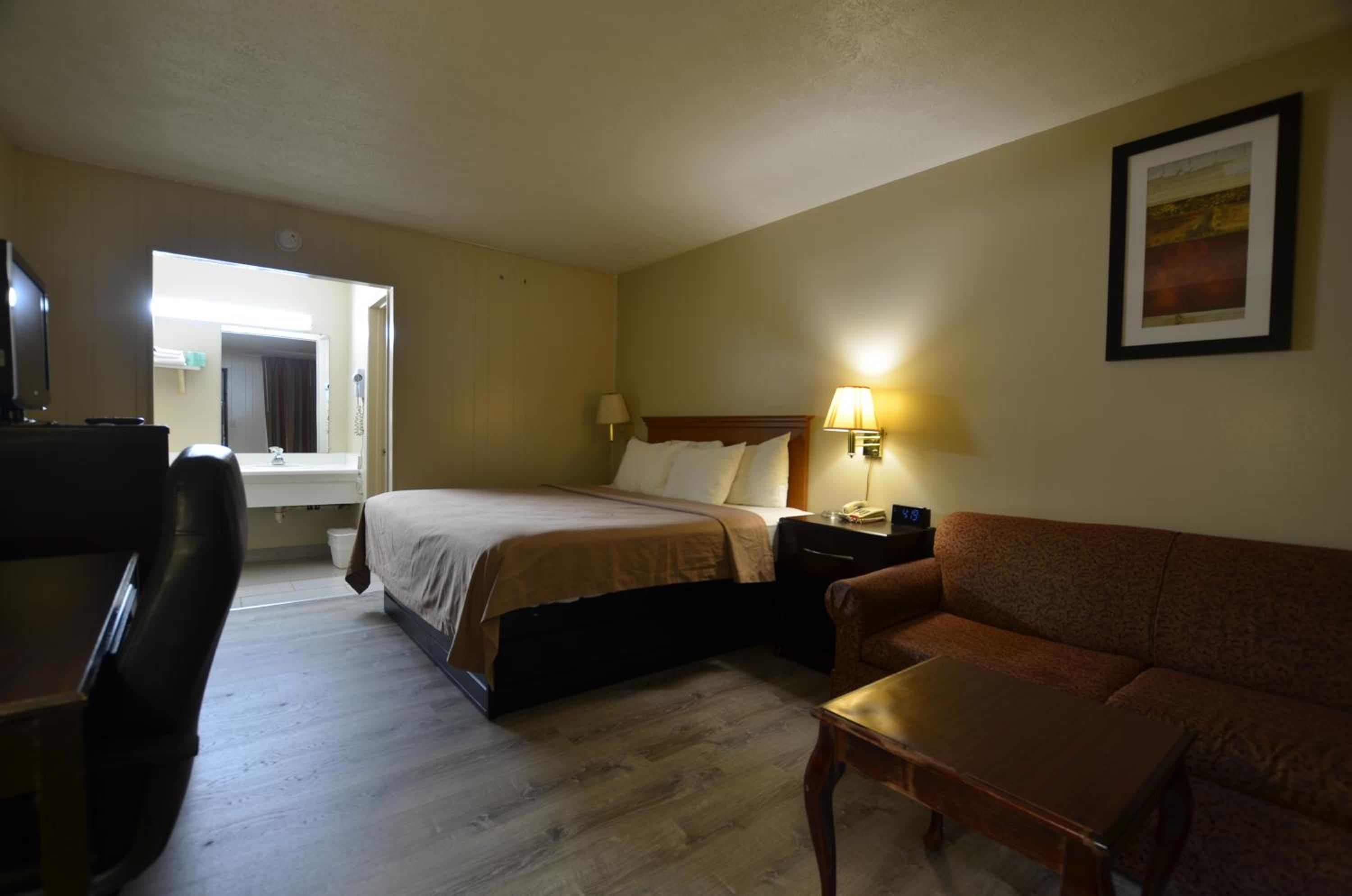 Travelowes Motel - Maggie Valley