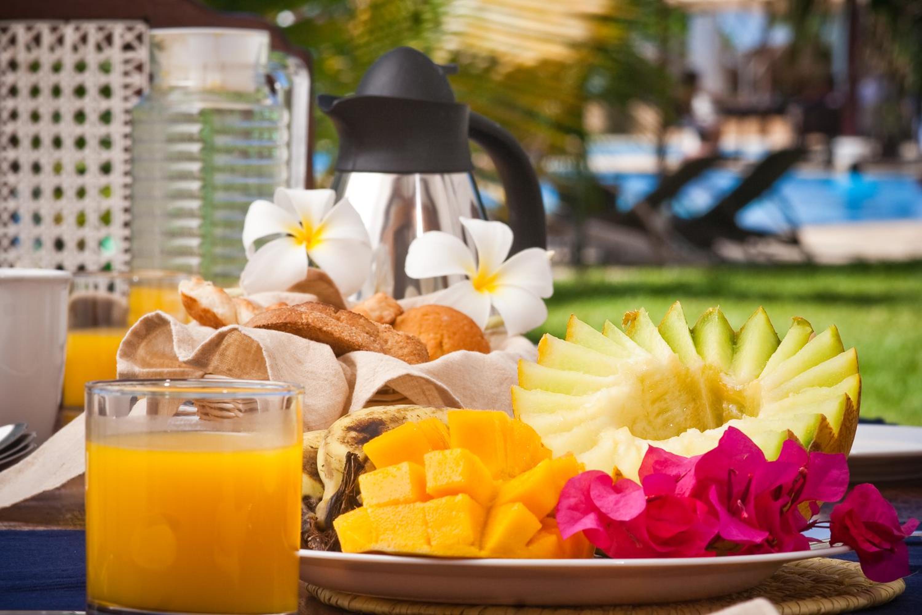 Lantana Galu Beach
