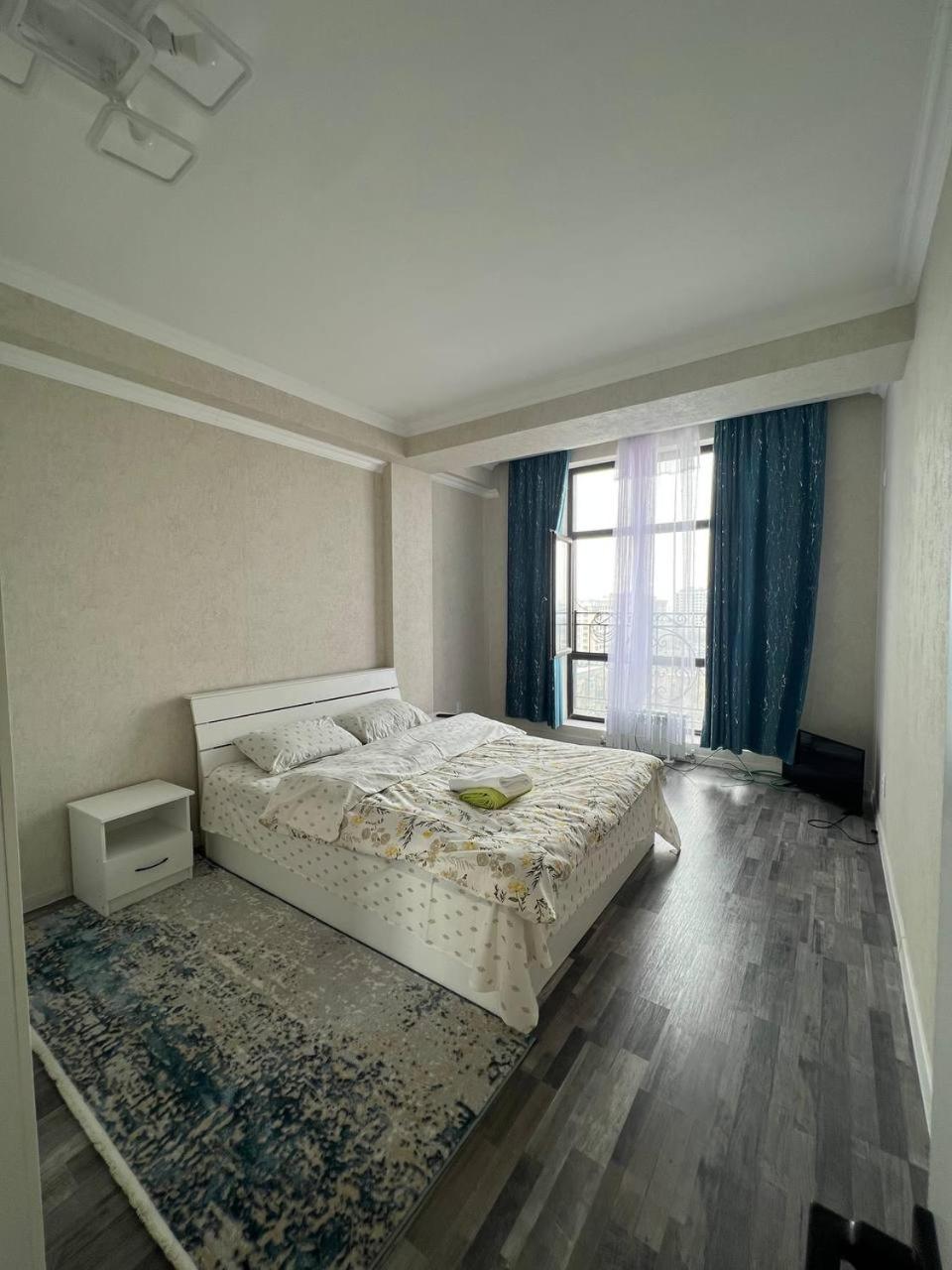 2 bedroom apartment on Turusbekova 9 view 3